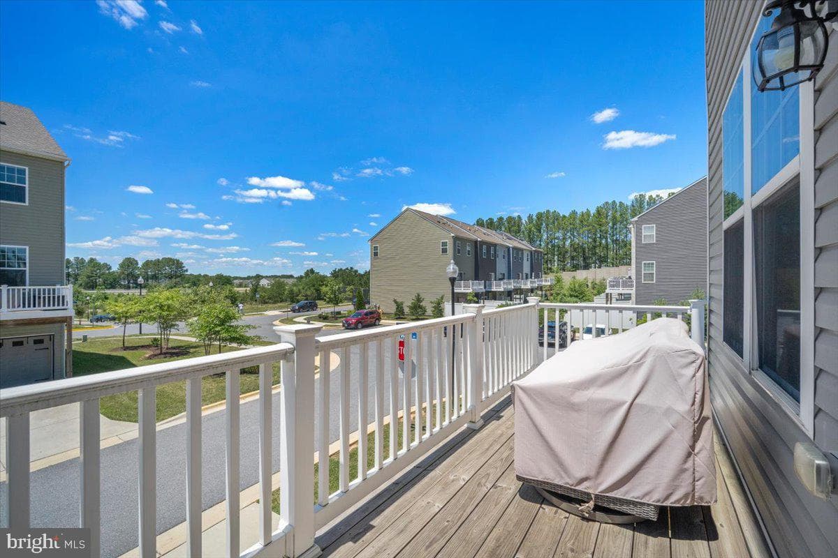 2020 Hinshaw Drive photo 21