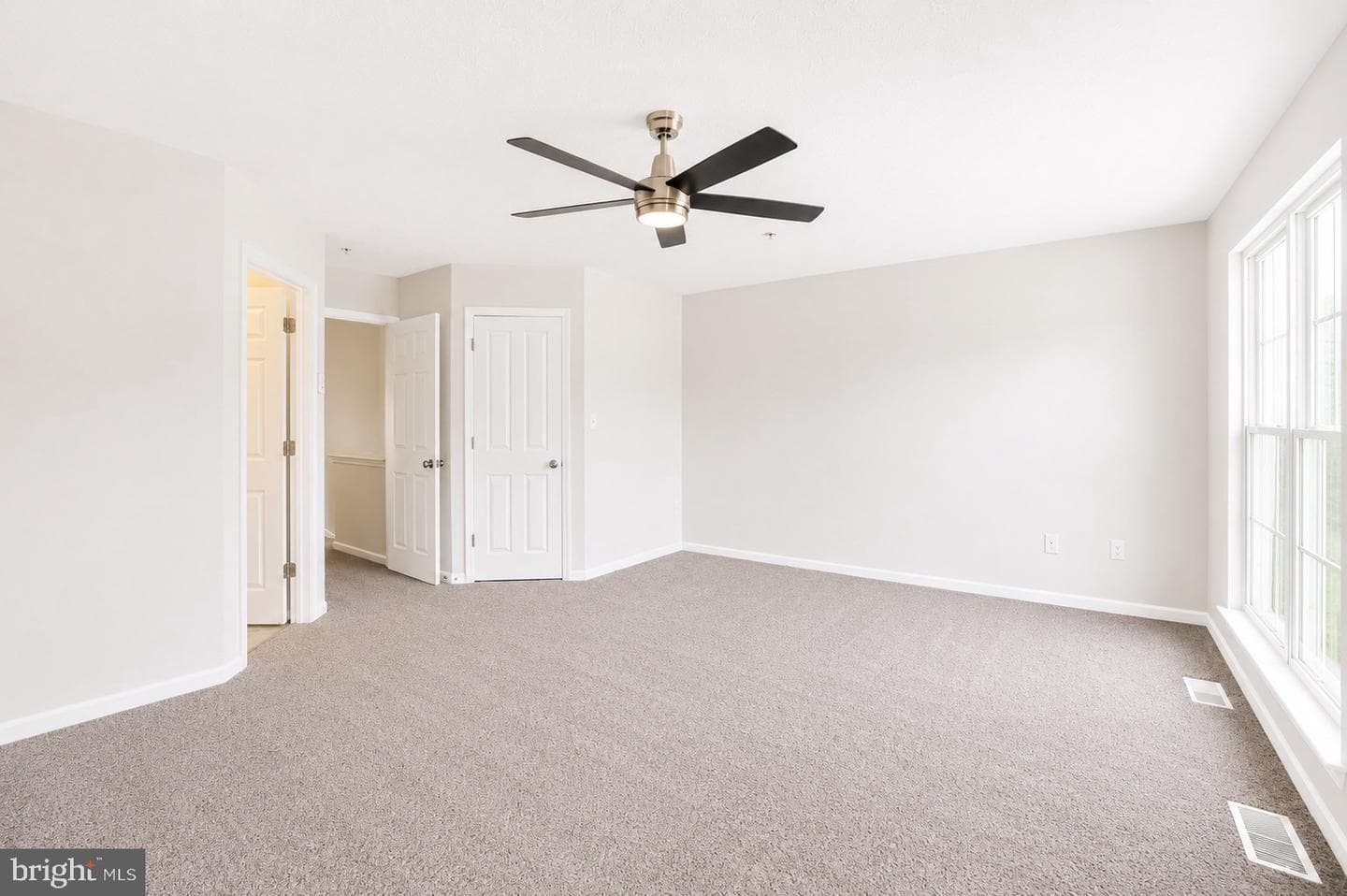 1818 Triple Feather Road #85 photo 32