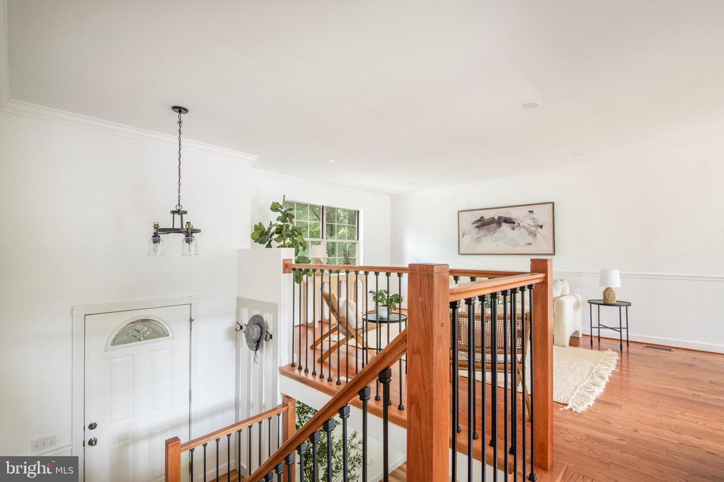1240 Viking Drive N photo 6