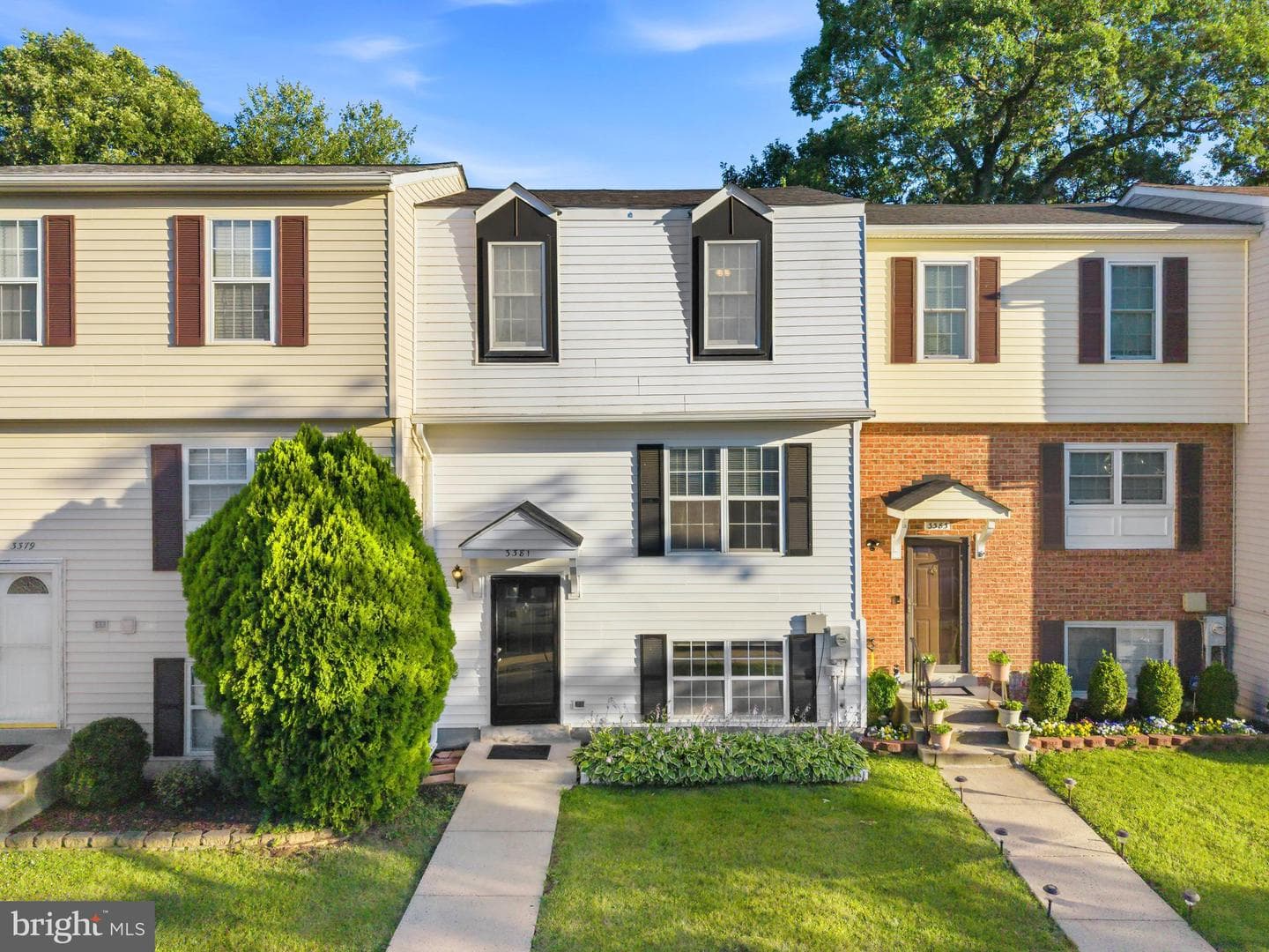 3381 Style Avenue photo 37