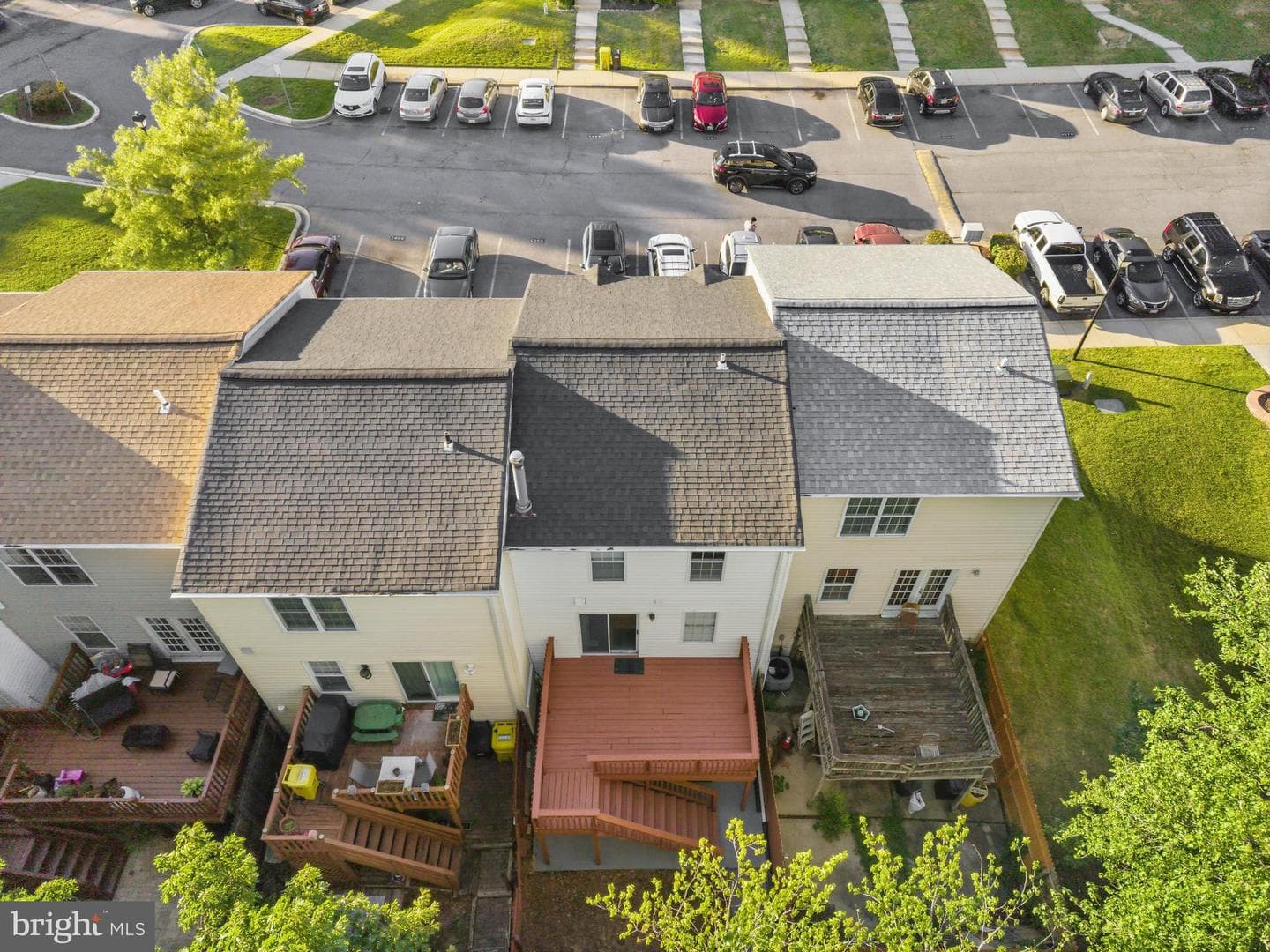 3381 Style Avenue photo 38