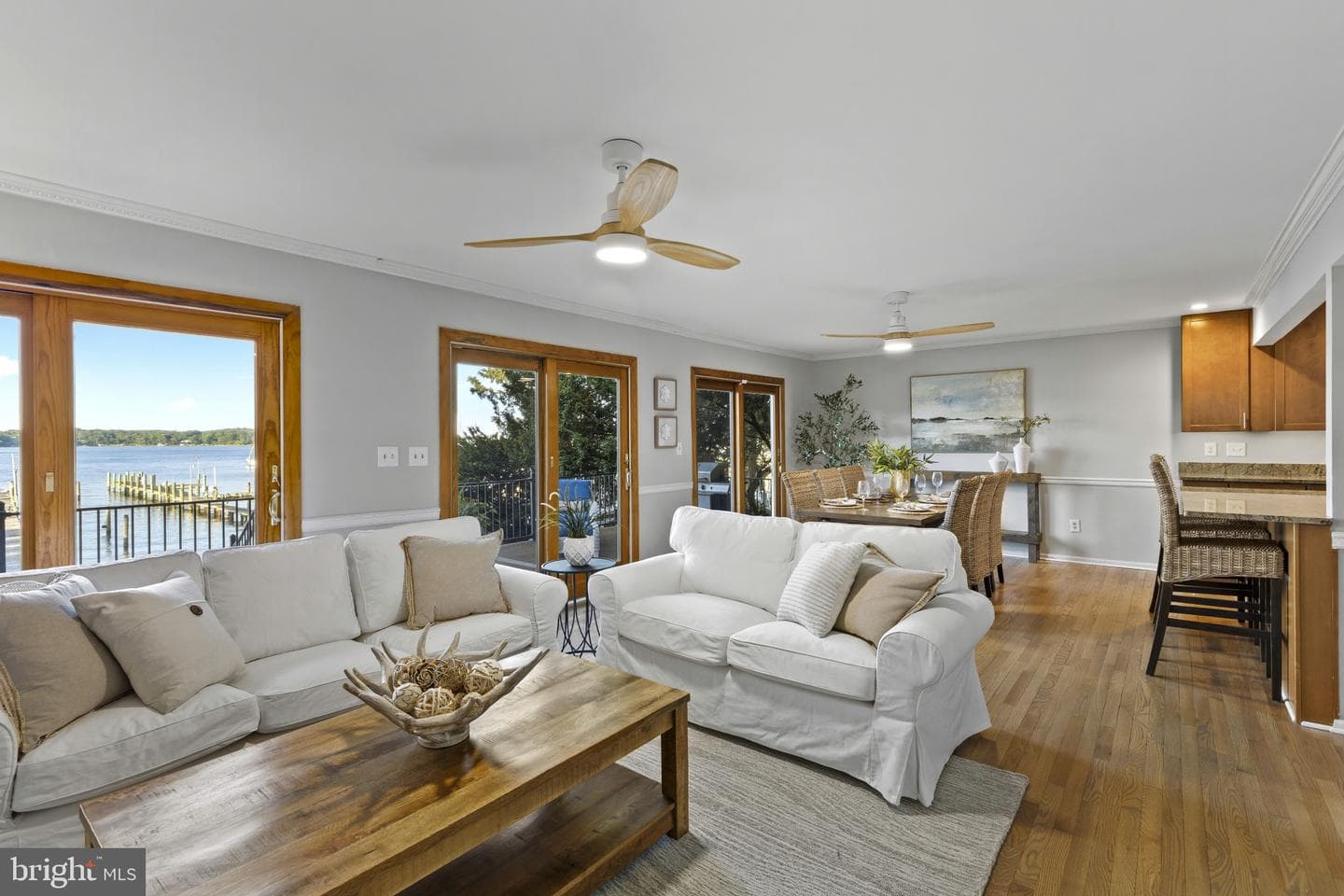 310 Magothy Road photo 11