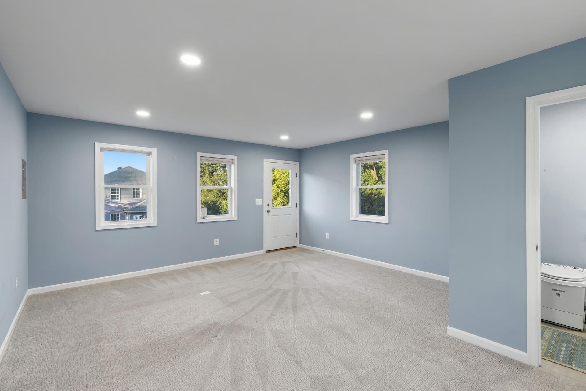 310 Magothy Road photo 28