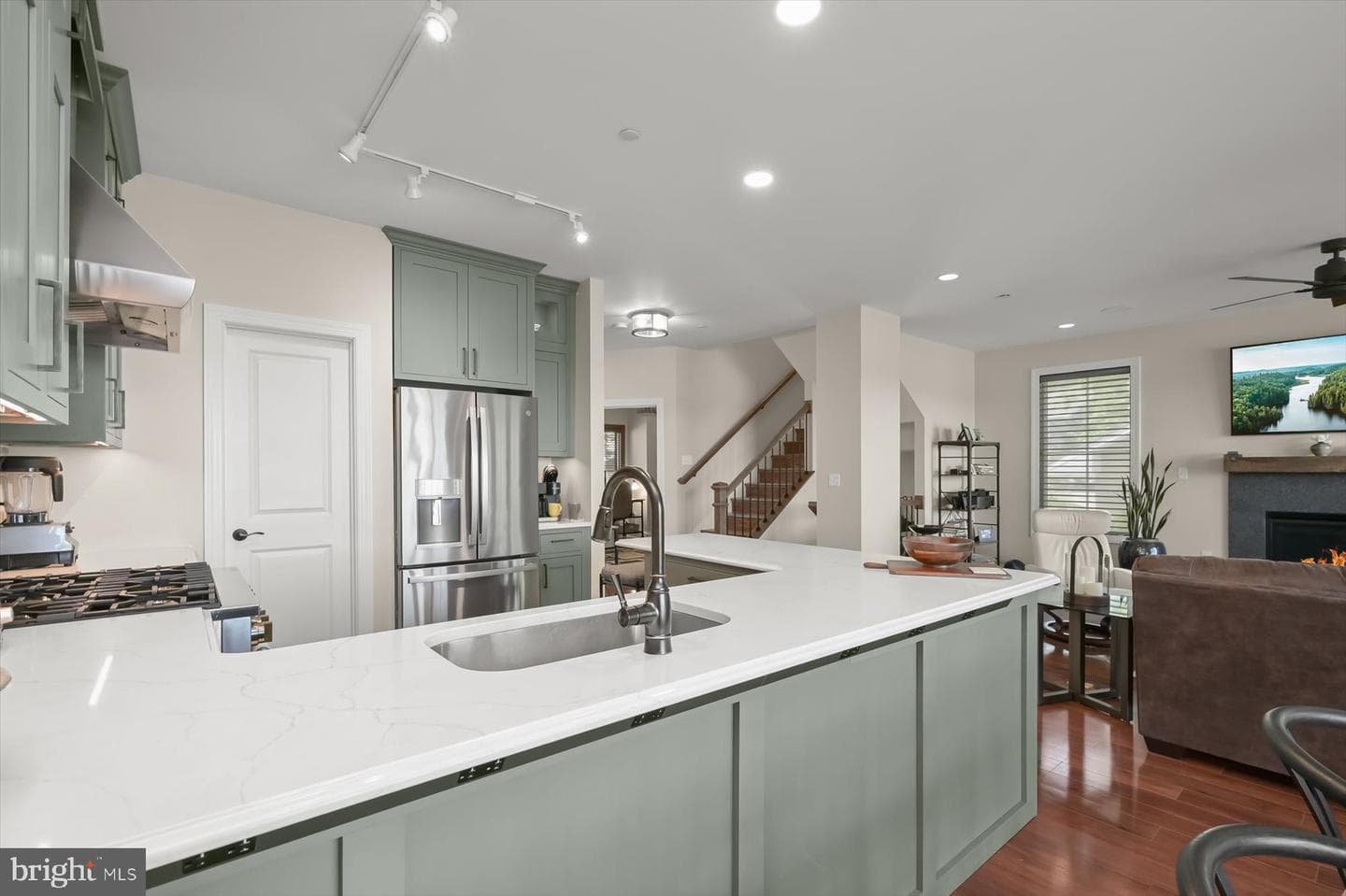 20 Shore Walk Road photo 21