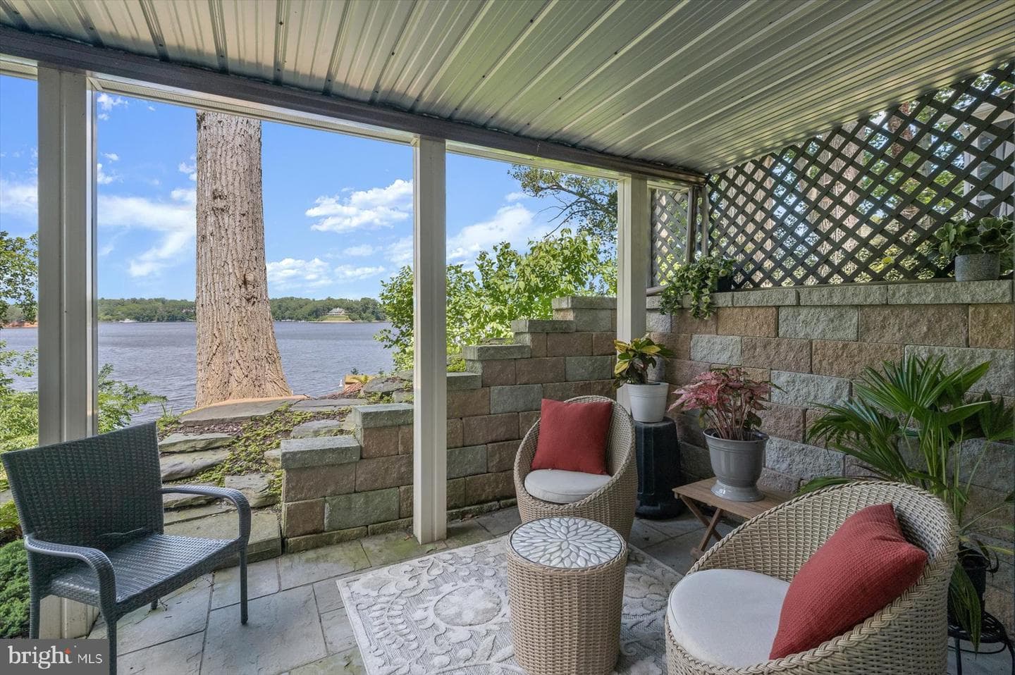 20 Shore Walk Road photo 59