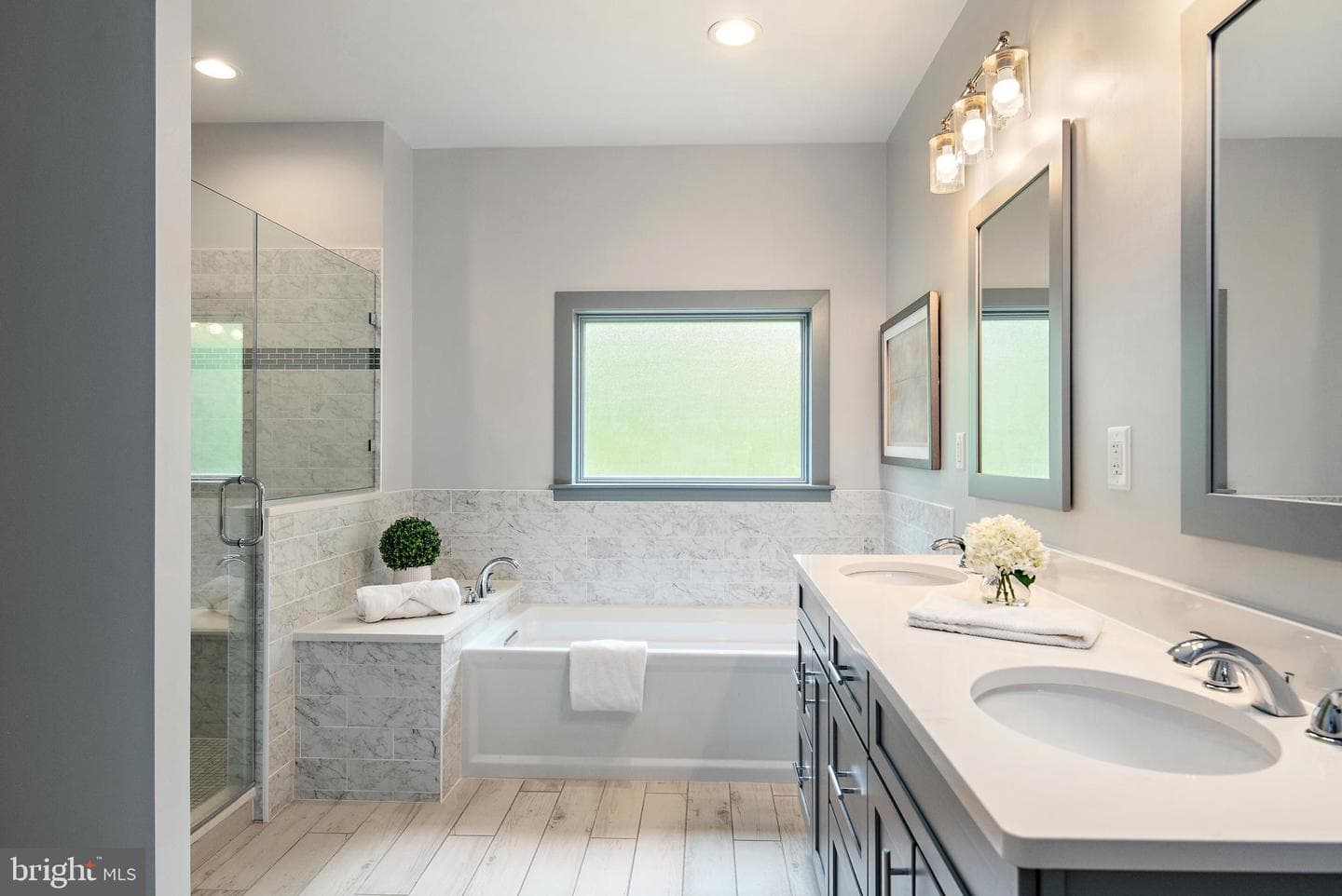 621 Harbor Drive photo 9