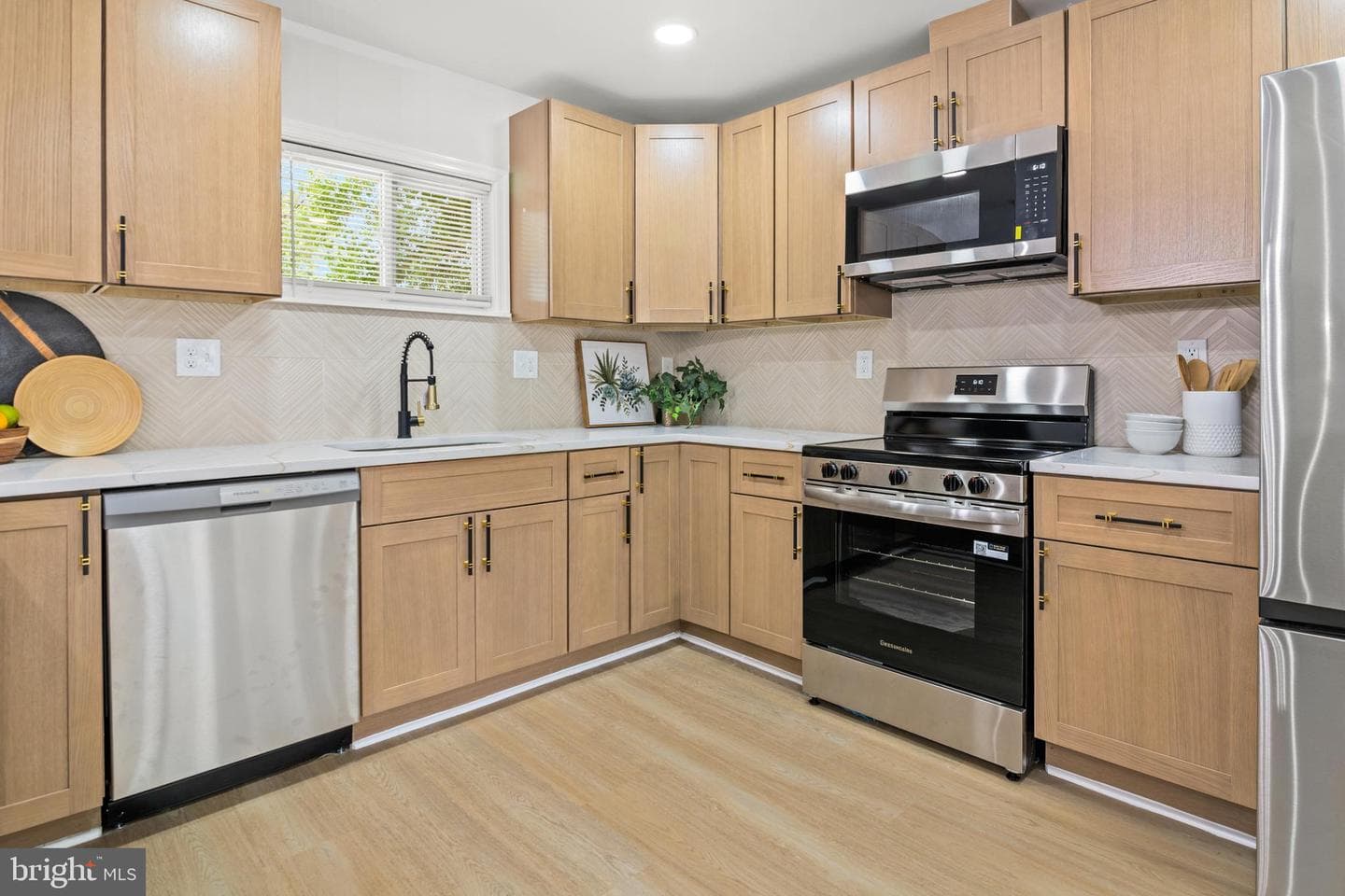 1424 Regent Street photo 17