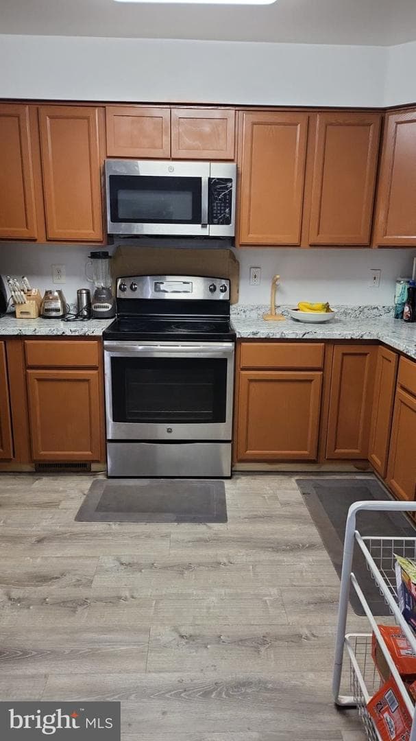 8142 Mallard Shore Drive photo 11