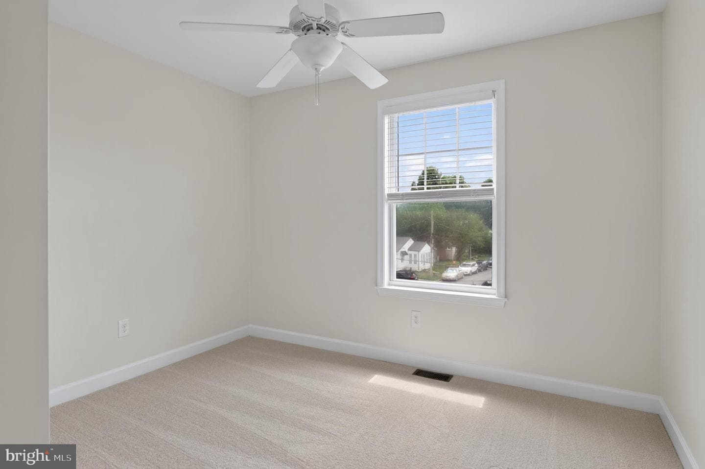 707 Shelton Avenue photo 27