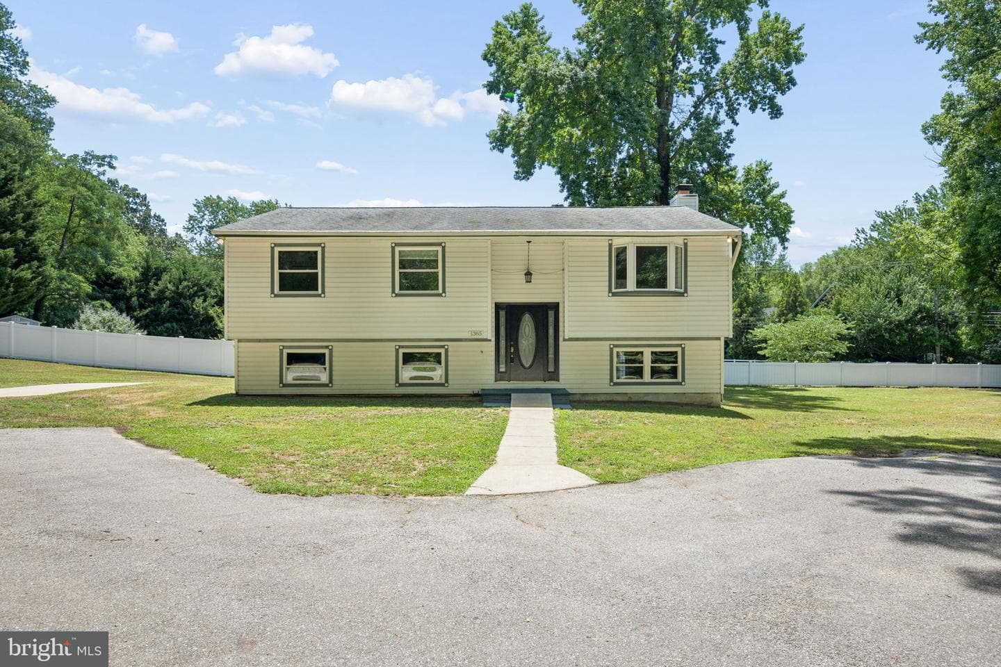 1365 Moyer Road photo 3