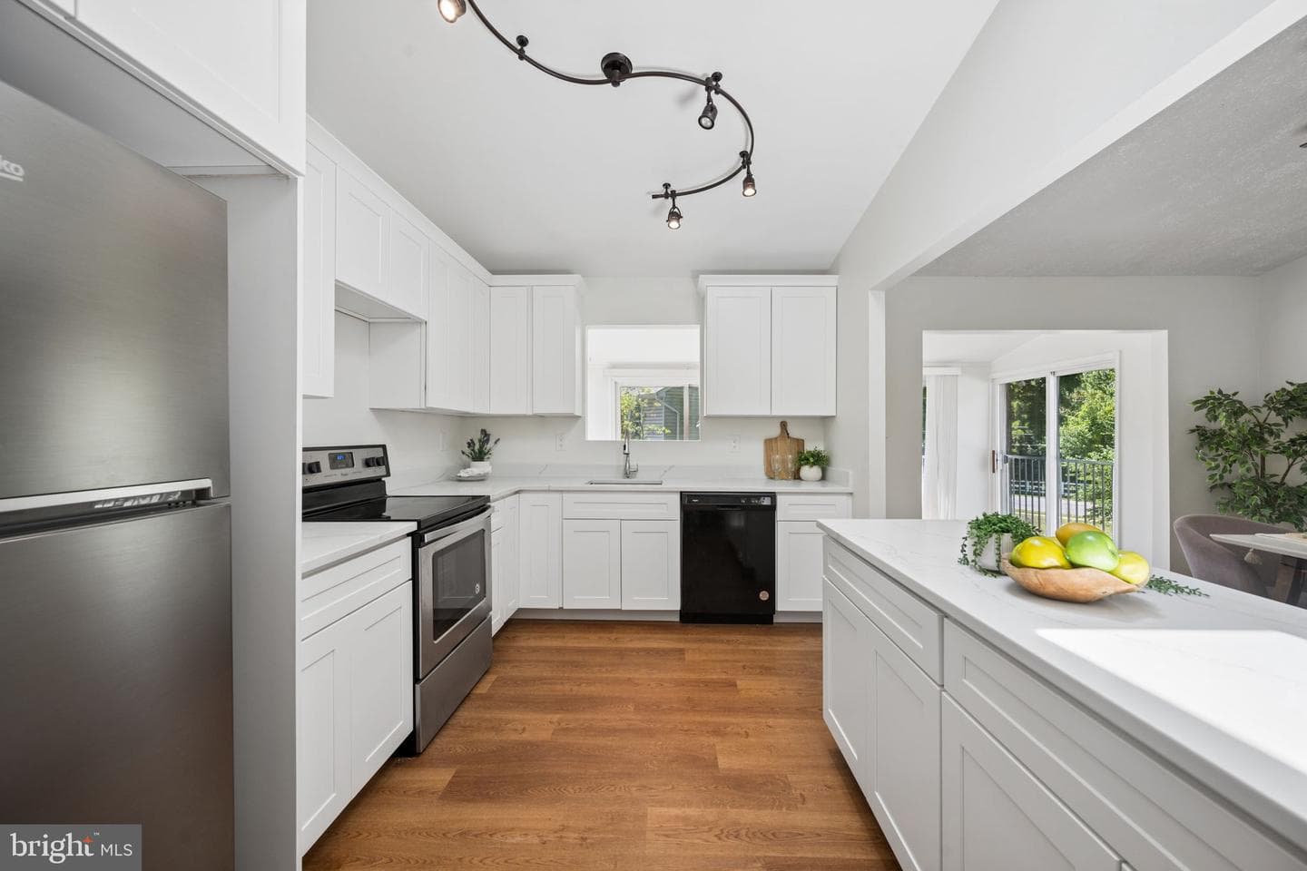 1365 Moyer Road photo 9