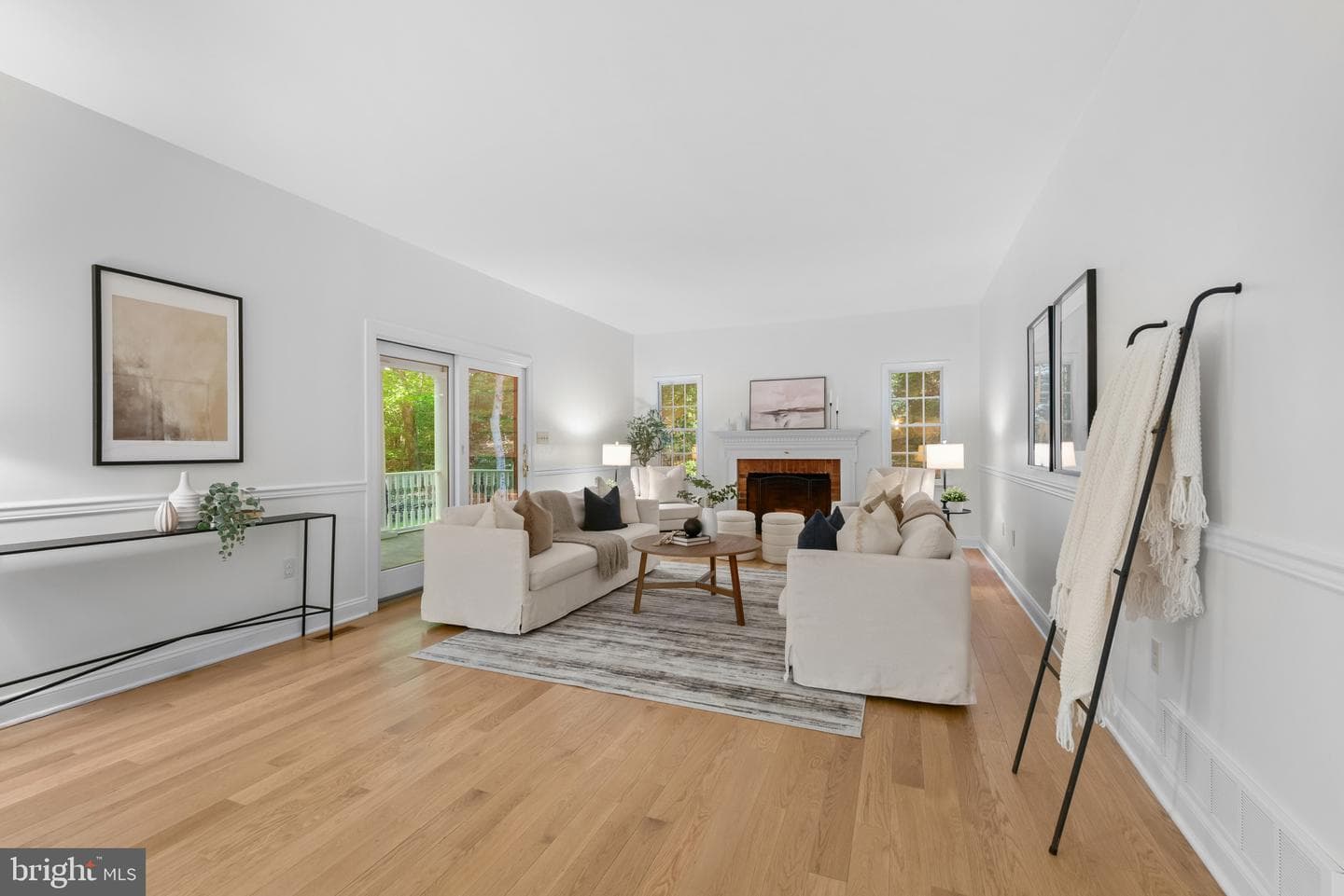 1224 Nob Hill Drive photo 14