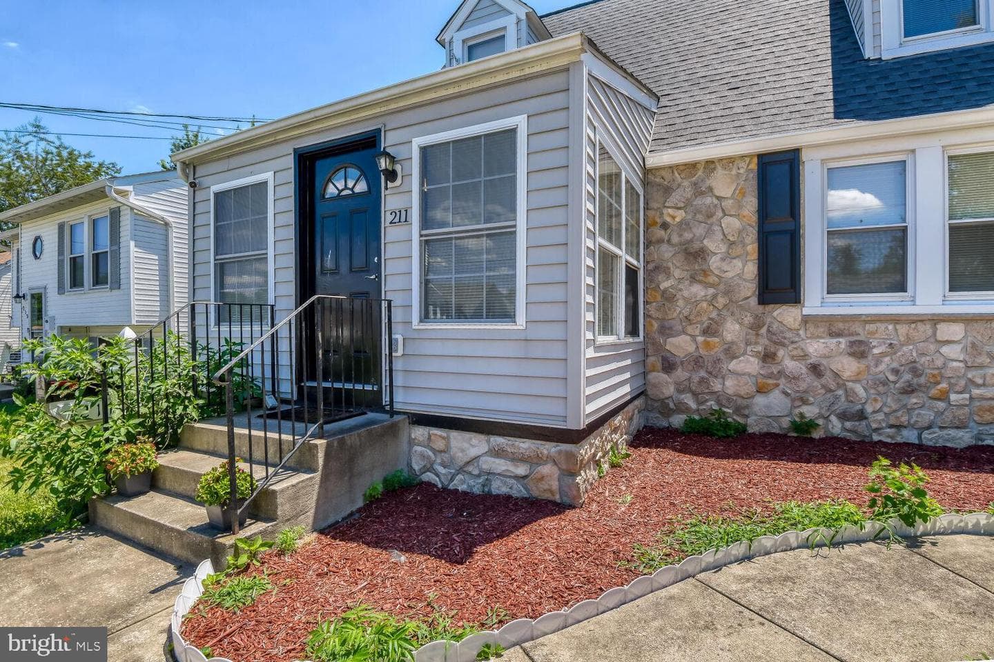 211 Lake Road photo 4