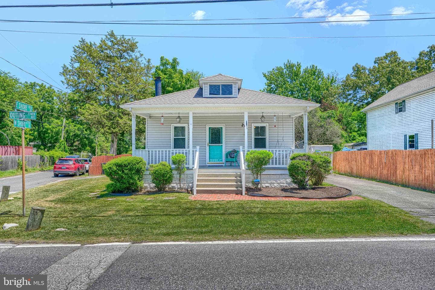 7741 Outing Avenue, Pasadena