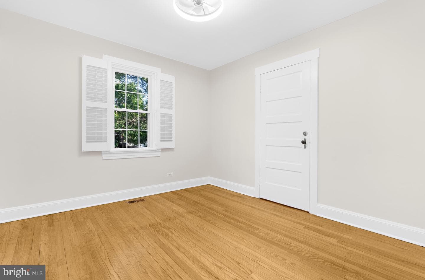 1105 Van Buren Street photo 15
