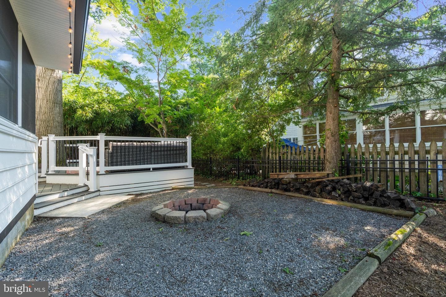 1105 Van Buren Street photo 35