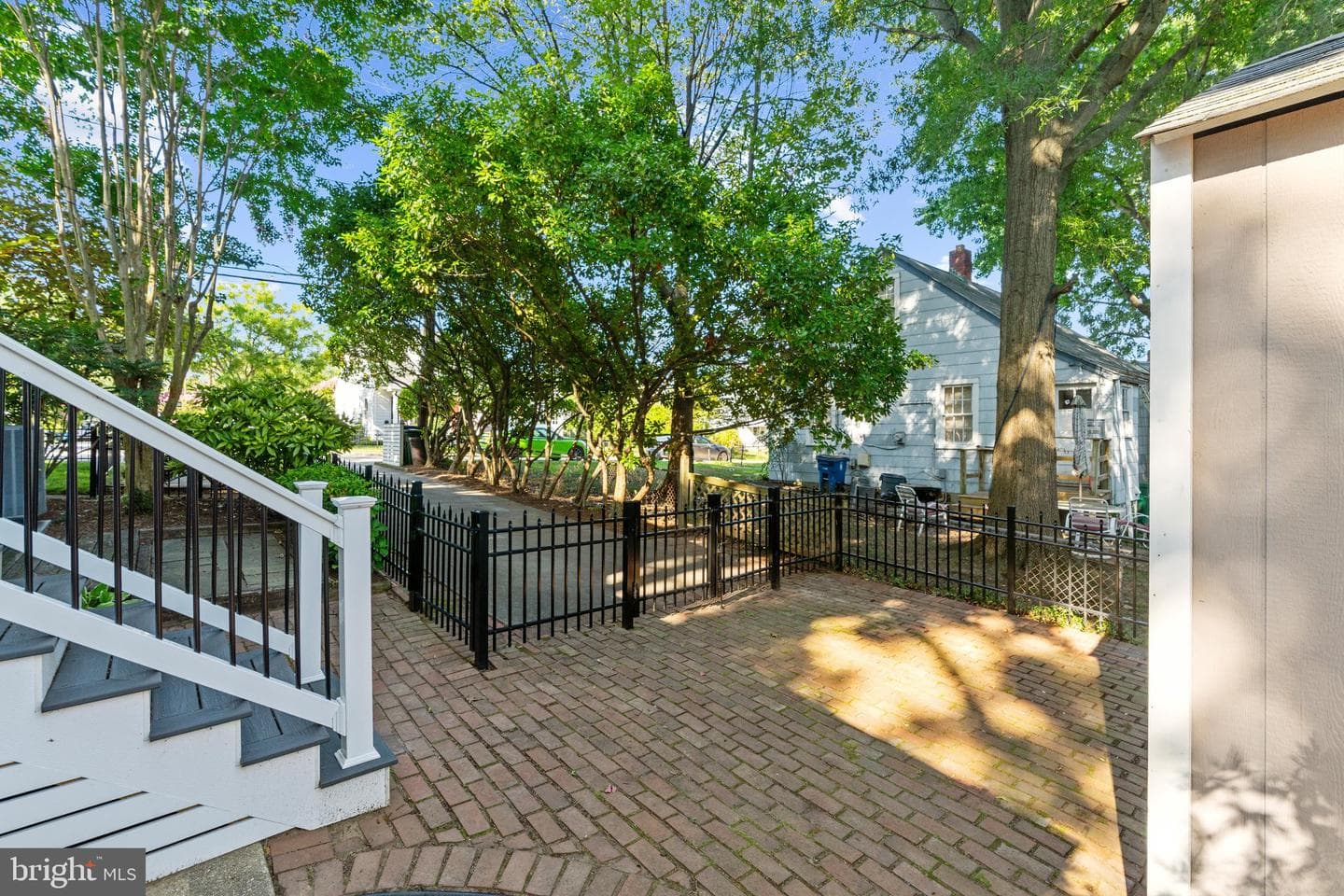 1105 Van Buren Street photo 37
