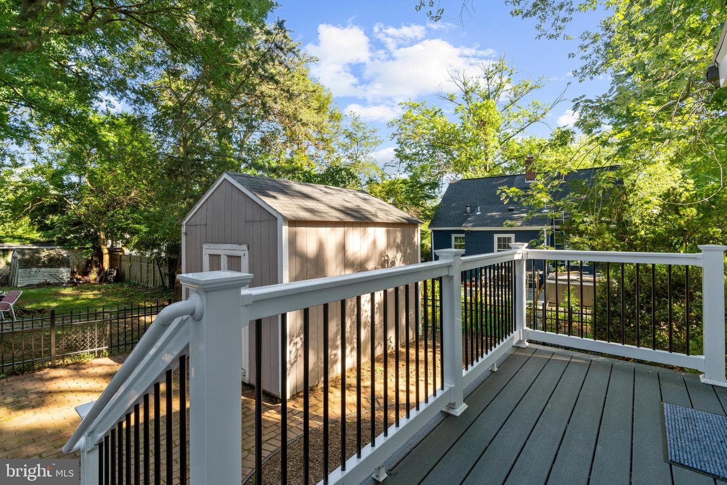 1105 Van Buren Street photo 38
