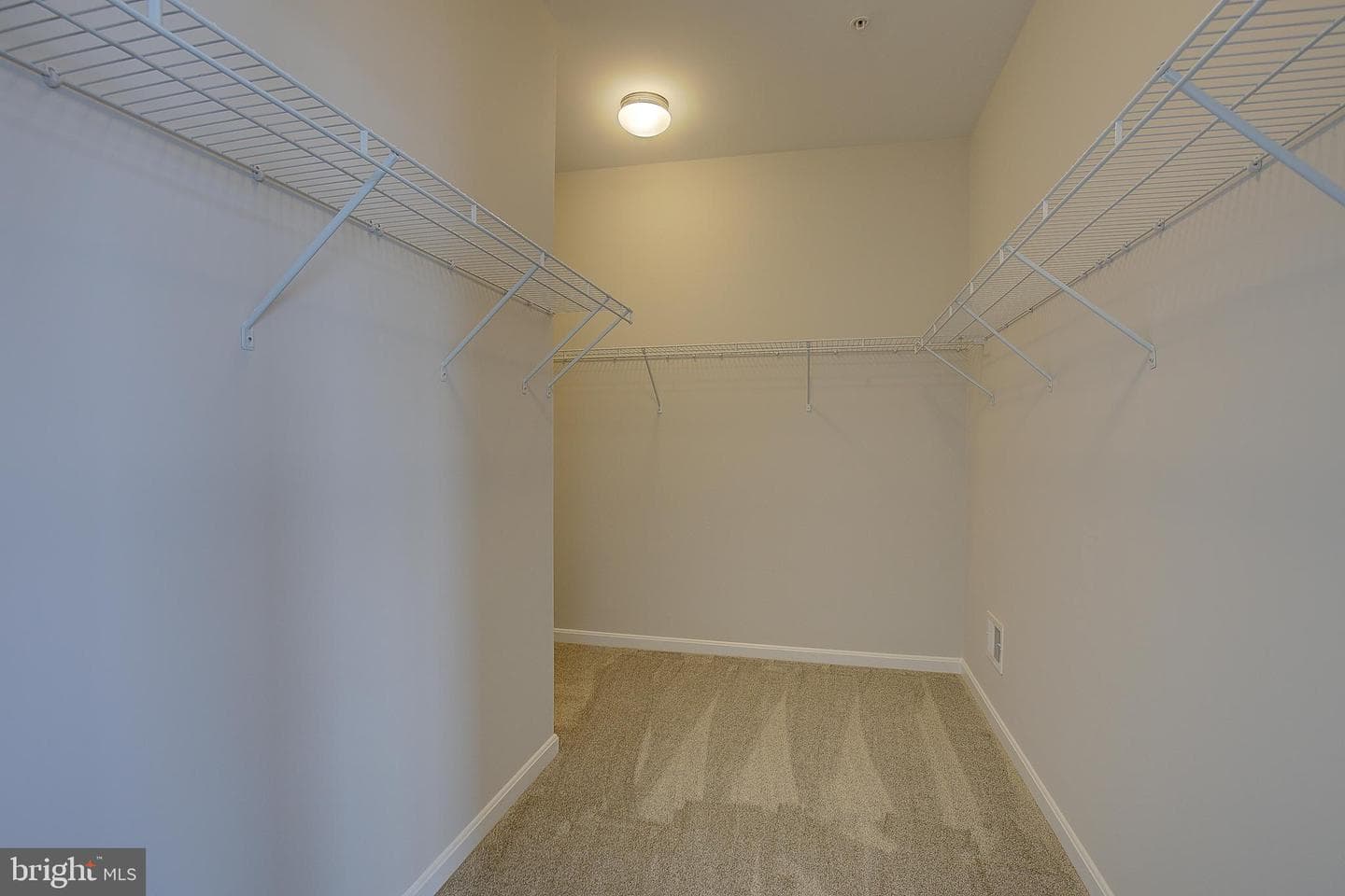 3956 Honeysuckle Drive photo 32