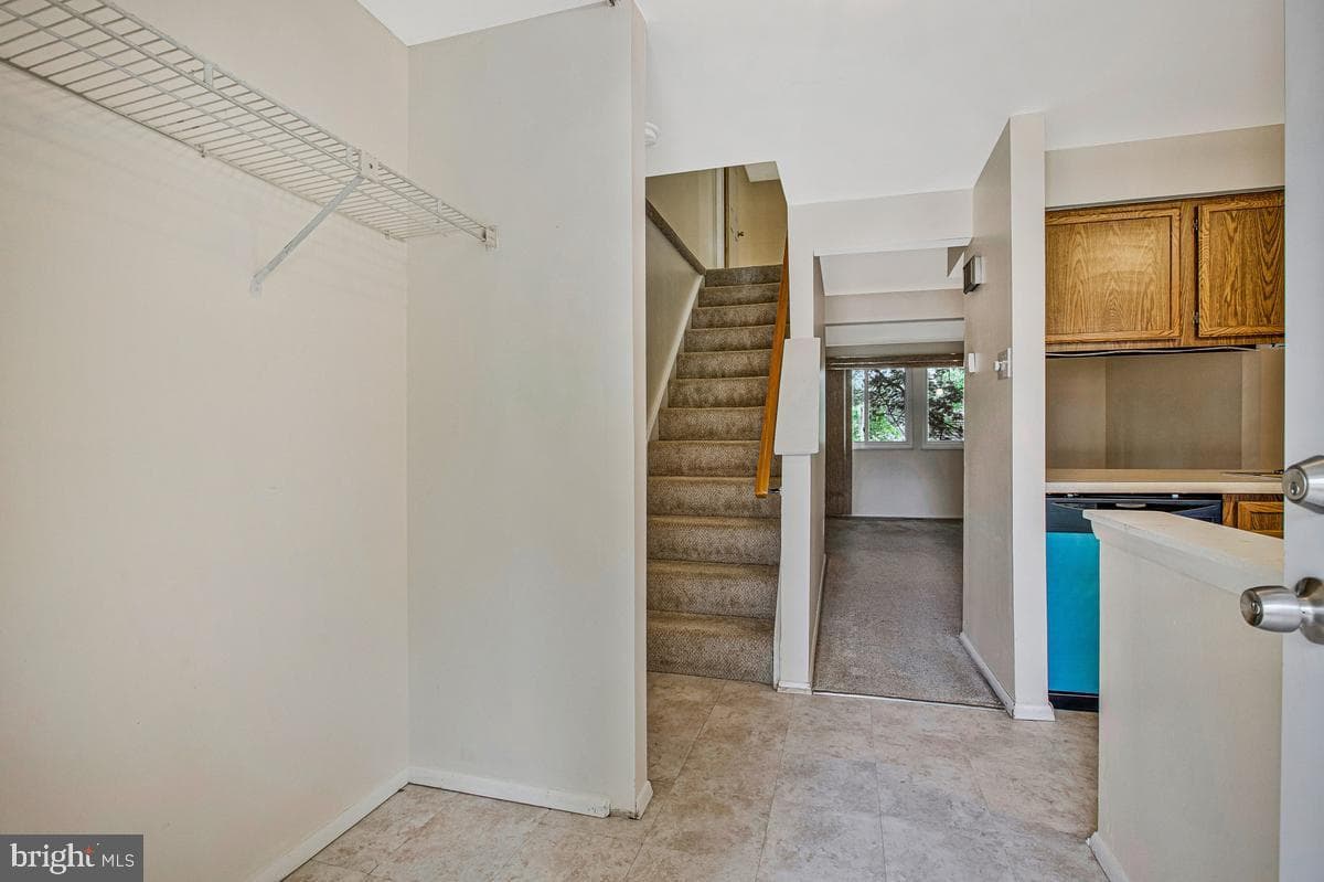 8010 Hadfield Court, Pasadena