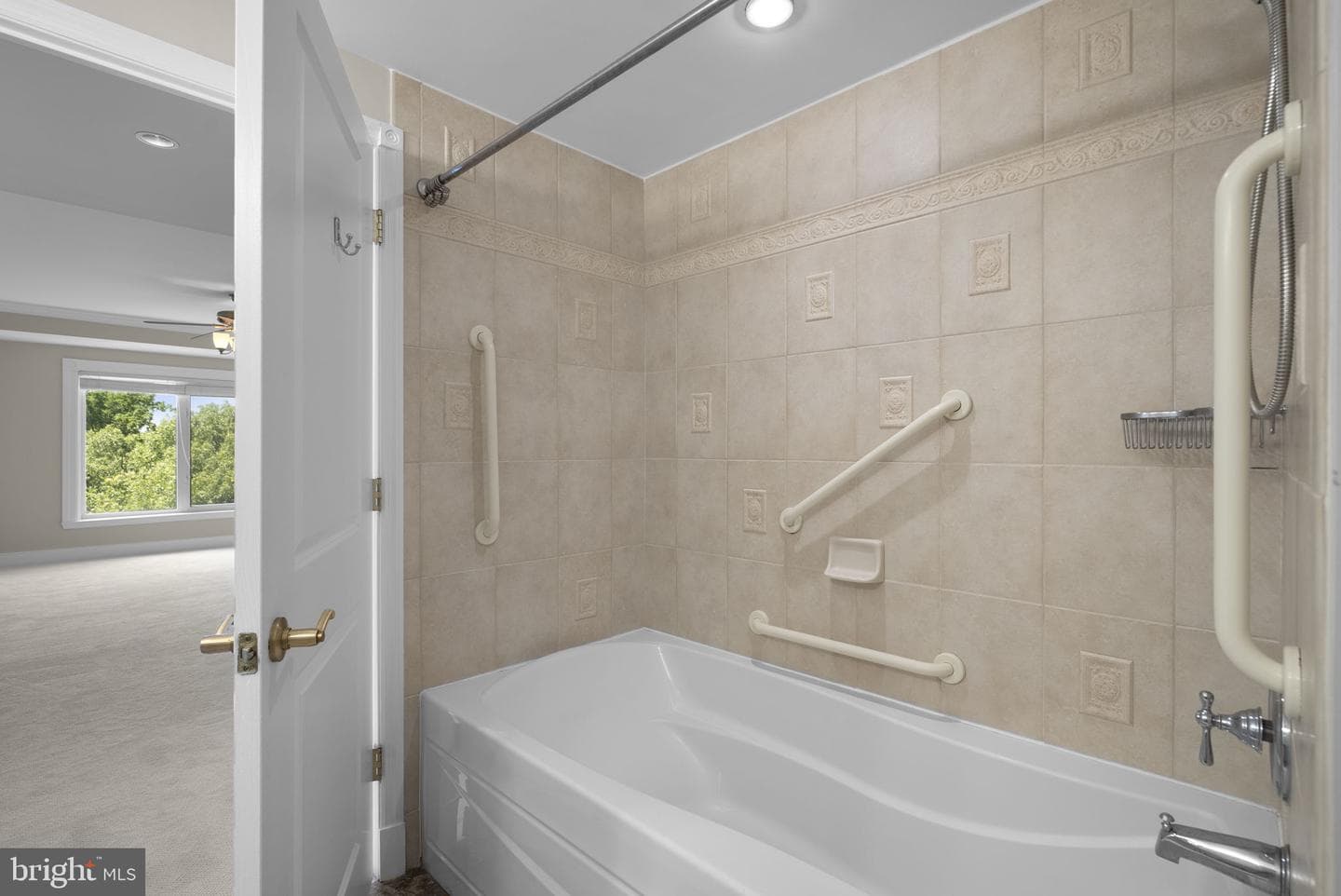5 Park Place #415 photo 35