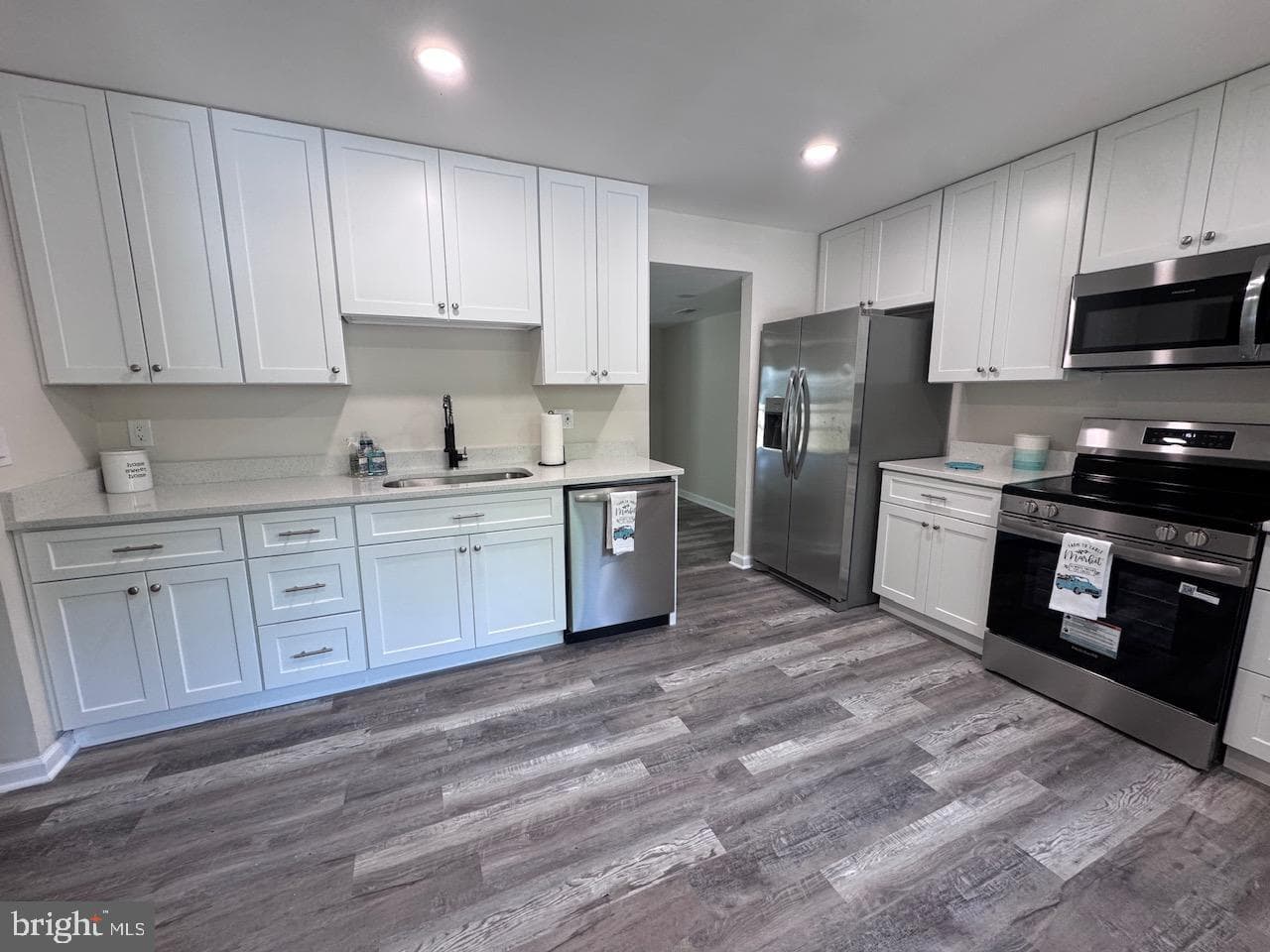 1512 Winterberry Drive photo 5