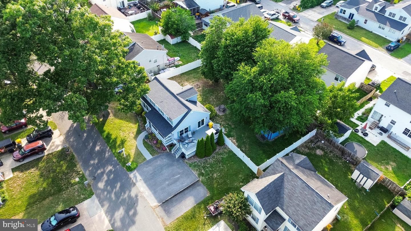 758 210th Street photo 40