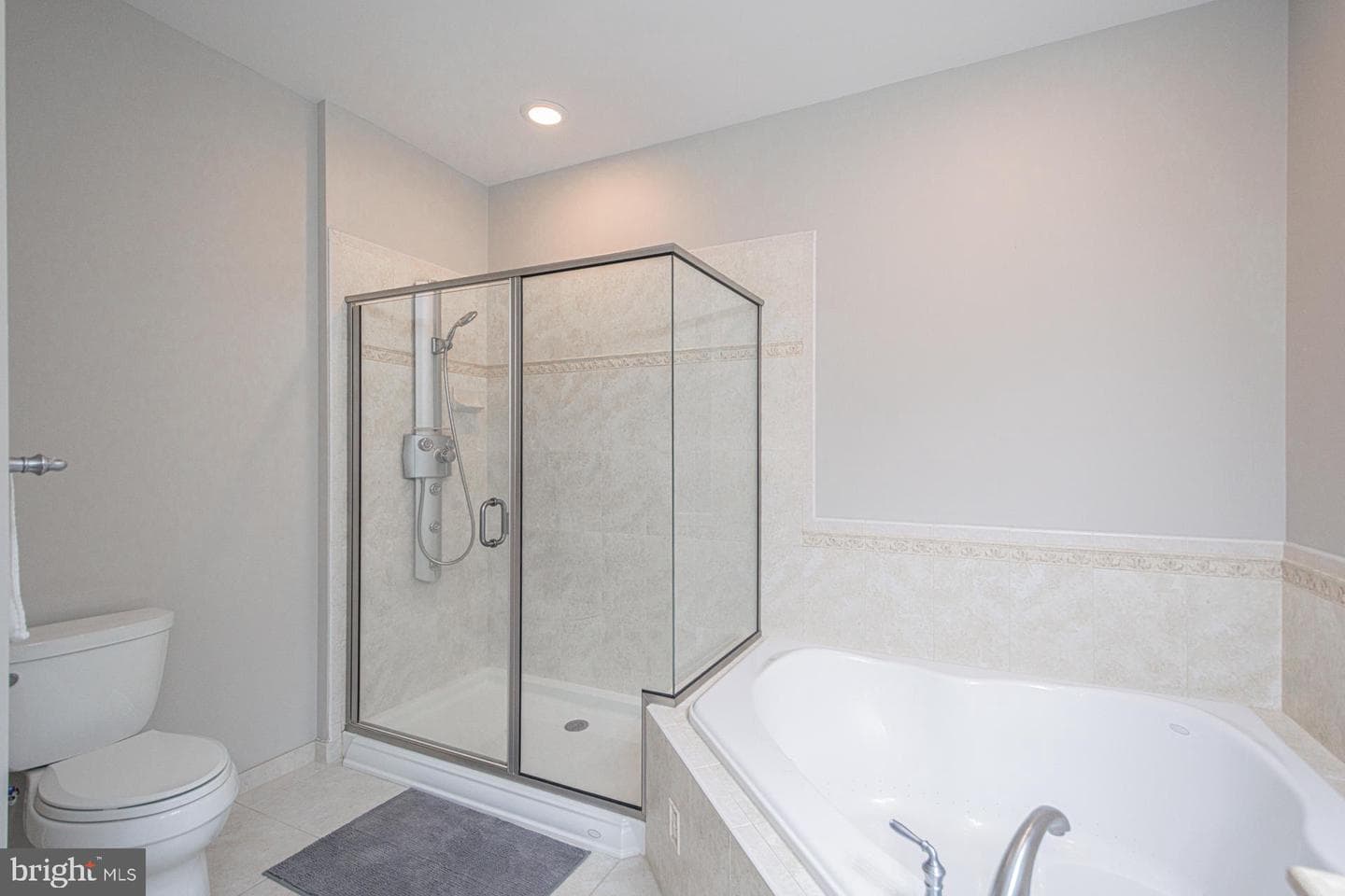 1915 Towne Centre Boulevard #707 photo 20