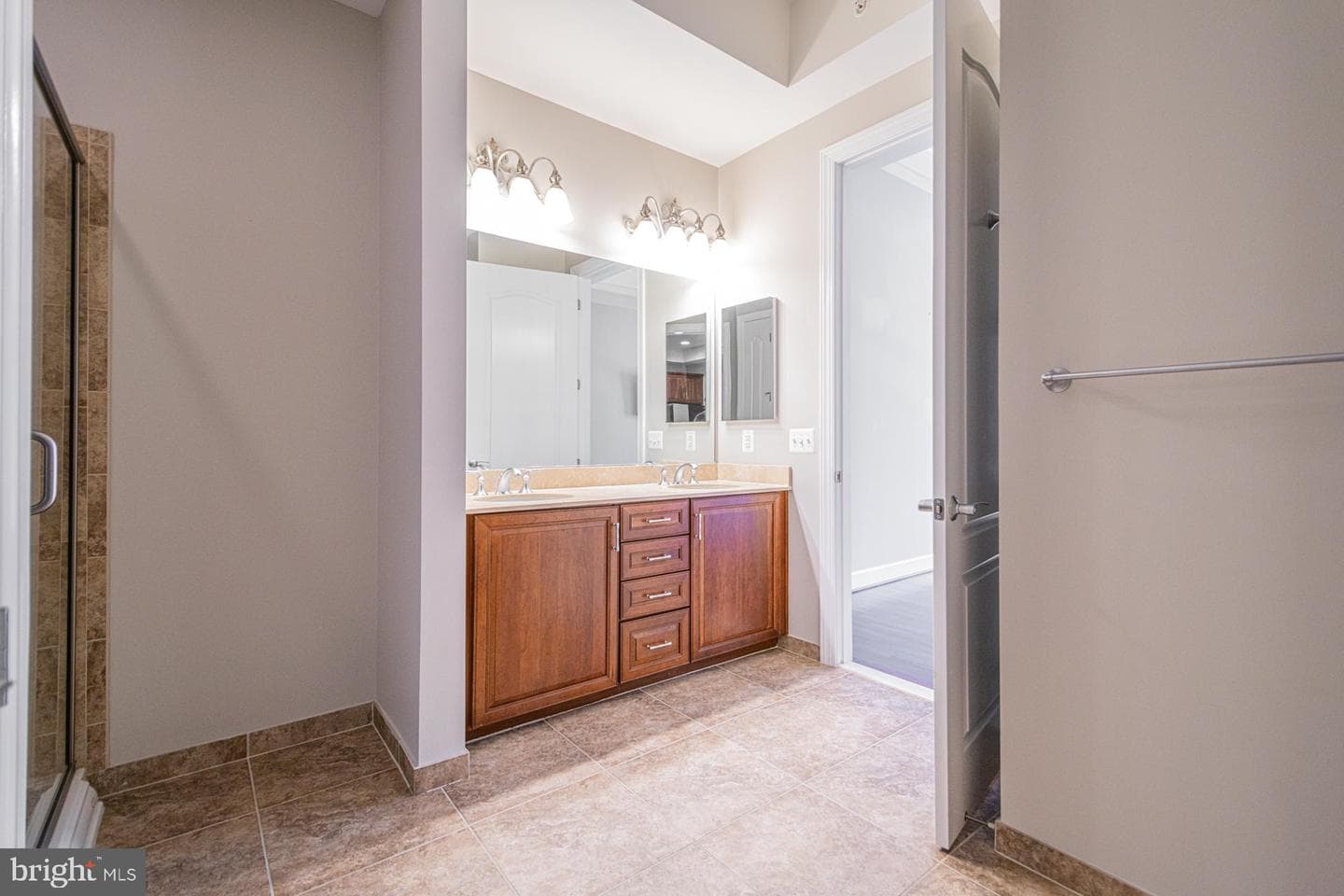 1915 Towne Centre Boulevard #707 photo 28