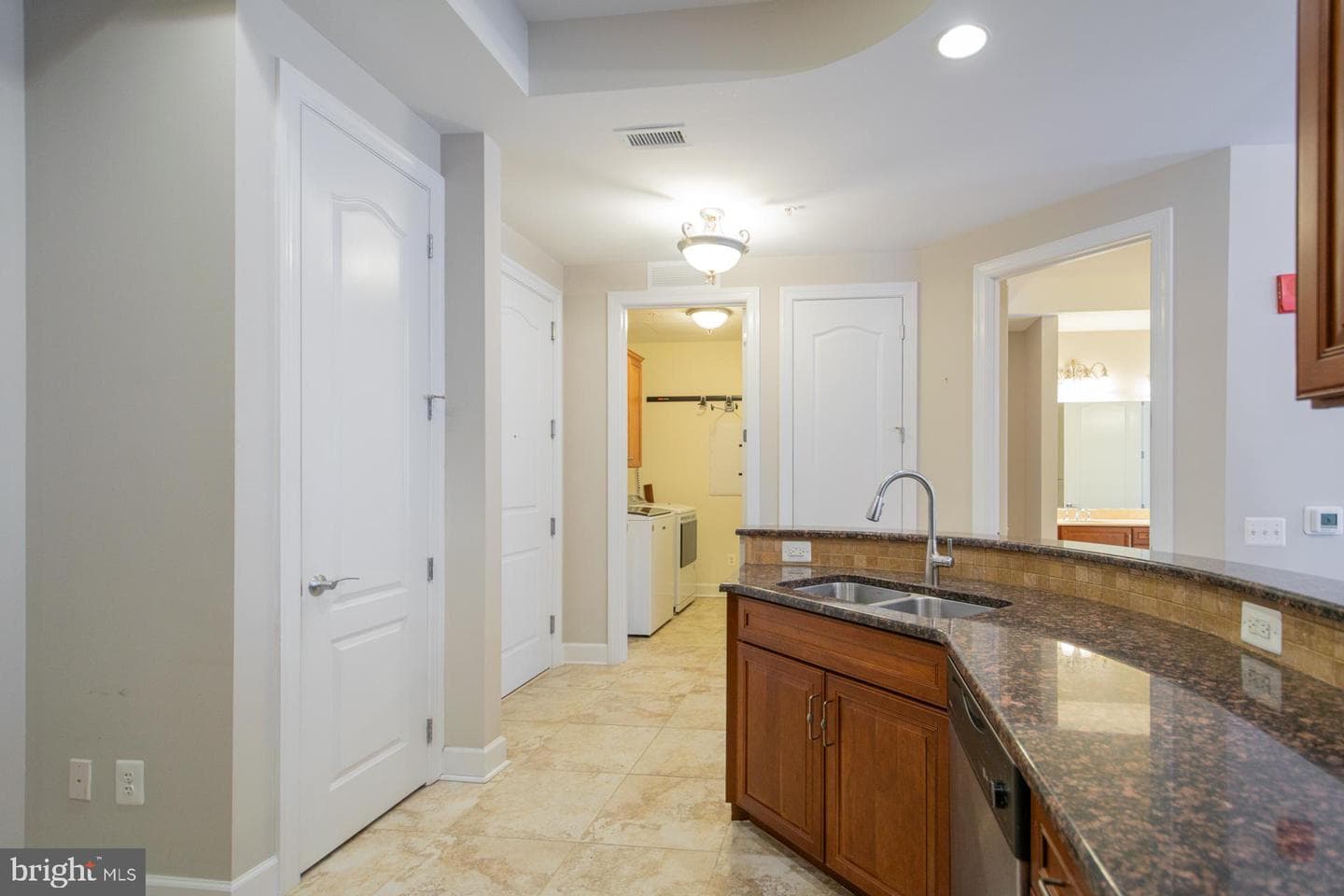 1915 Towne Centre Boulevard #707 photo 9
