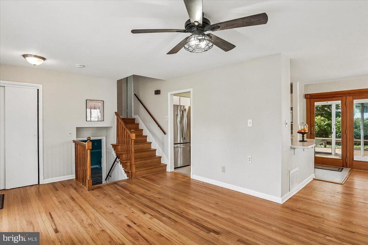 4866 Church Lane photo 32