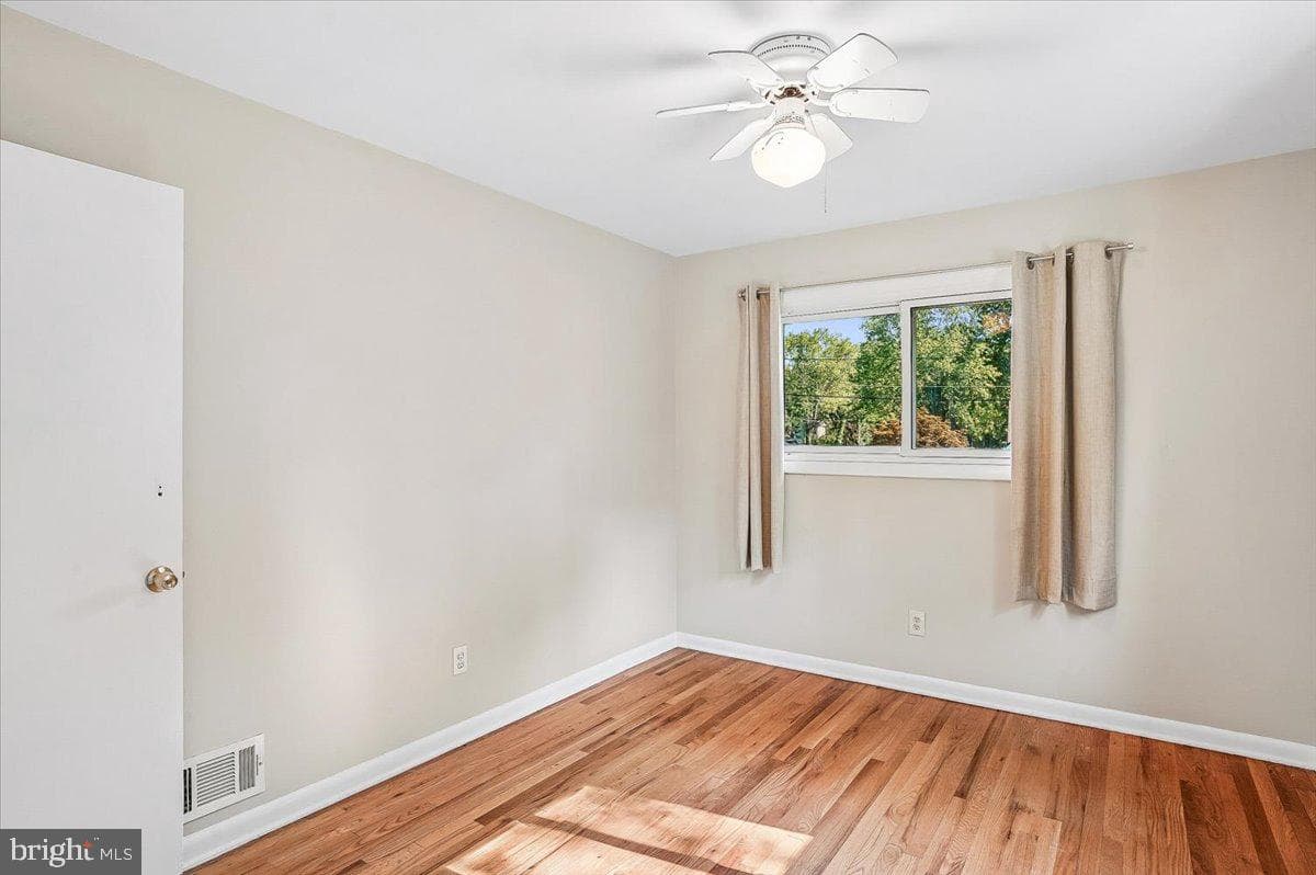 4866 Church Lane photo 48