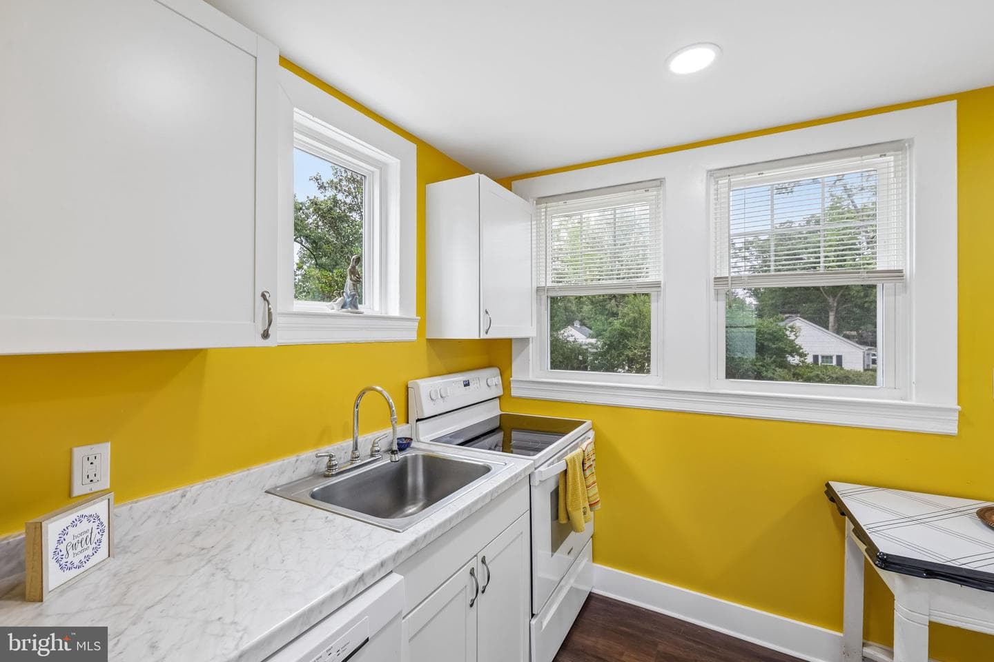 18 D Street SW photo 19