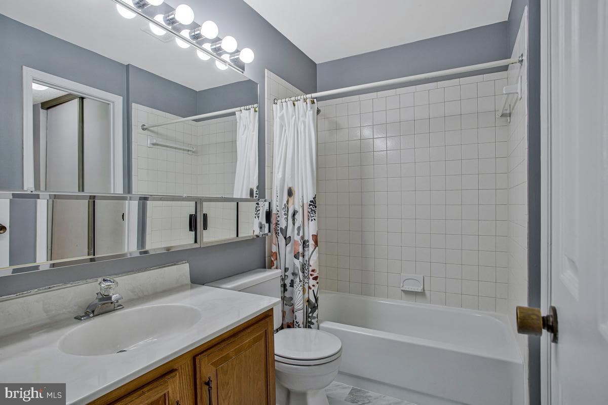 448 Cranes Roost Court photo 17