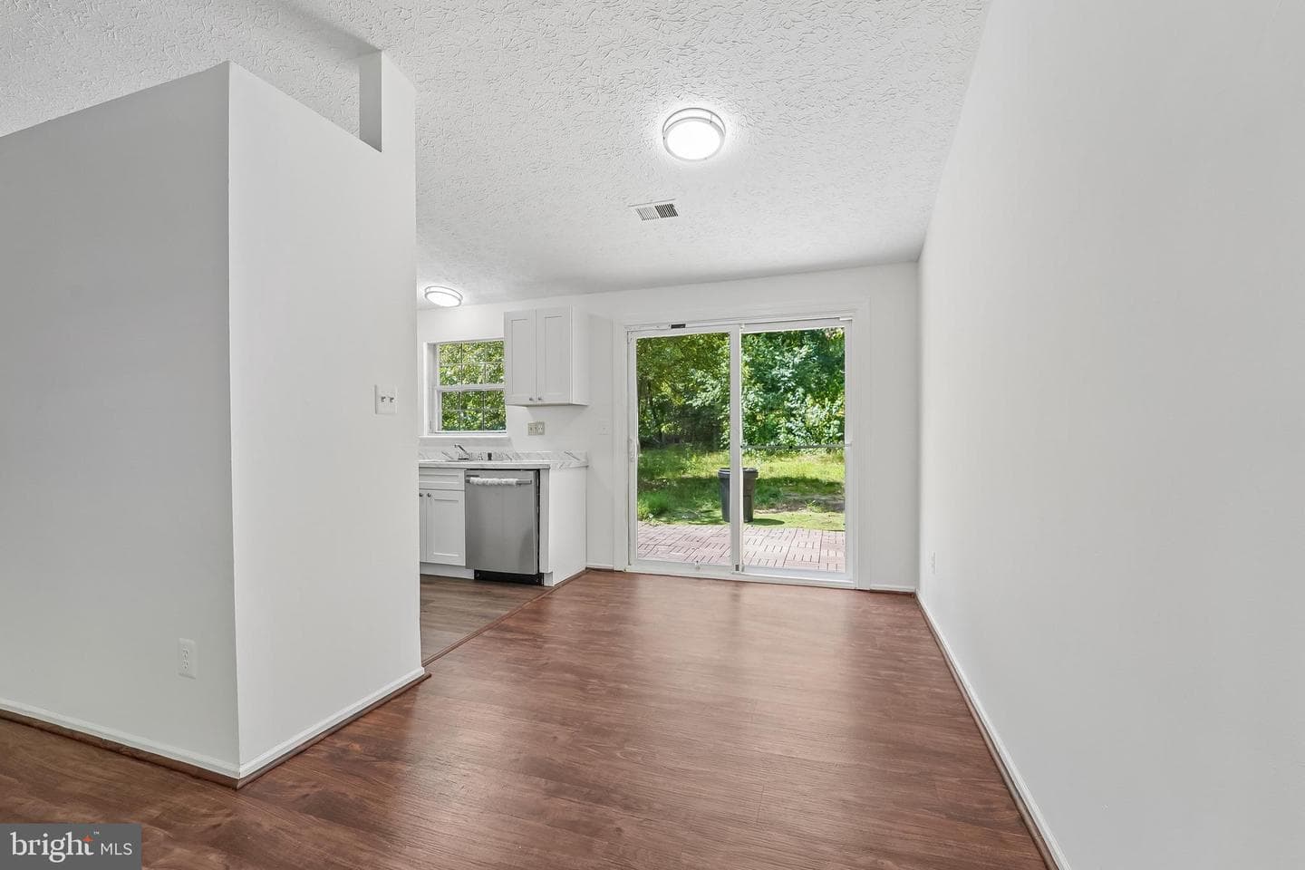 1502 Clearfield Circle photo 9