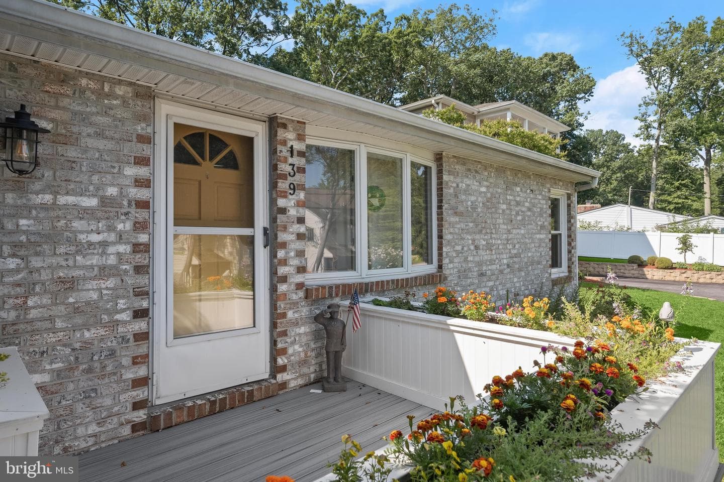 139 Arundel Beach Road photo 38