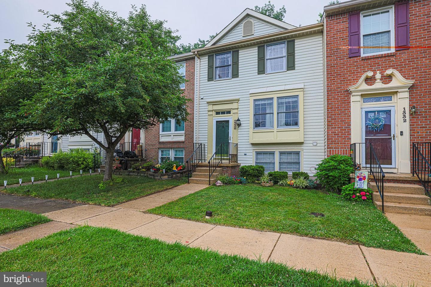 1334 Hollow Glen photo 3