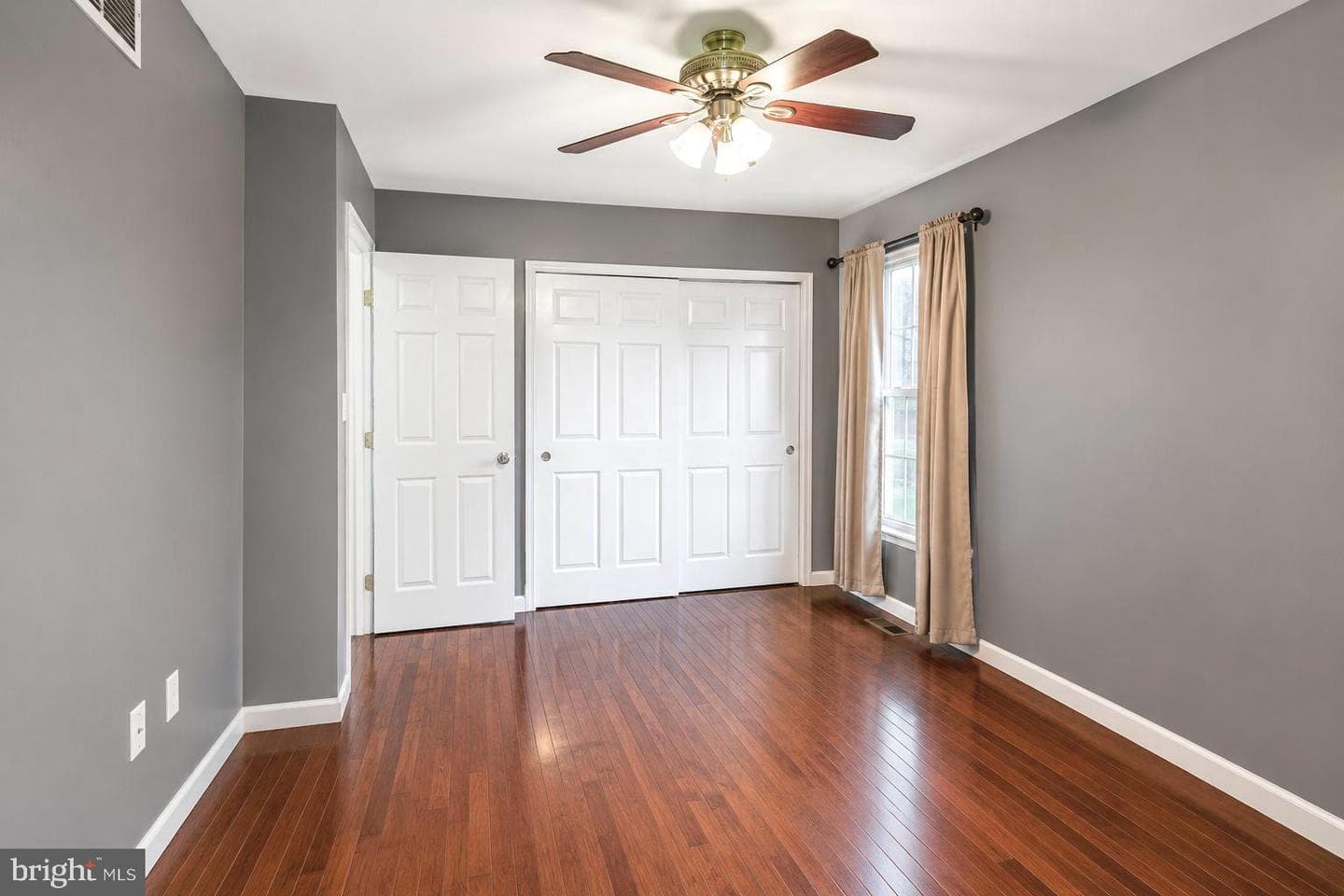 7708 Shirley Avenue photo 9
