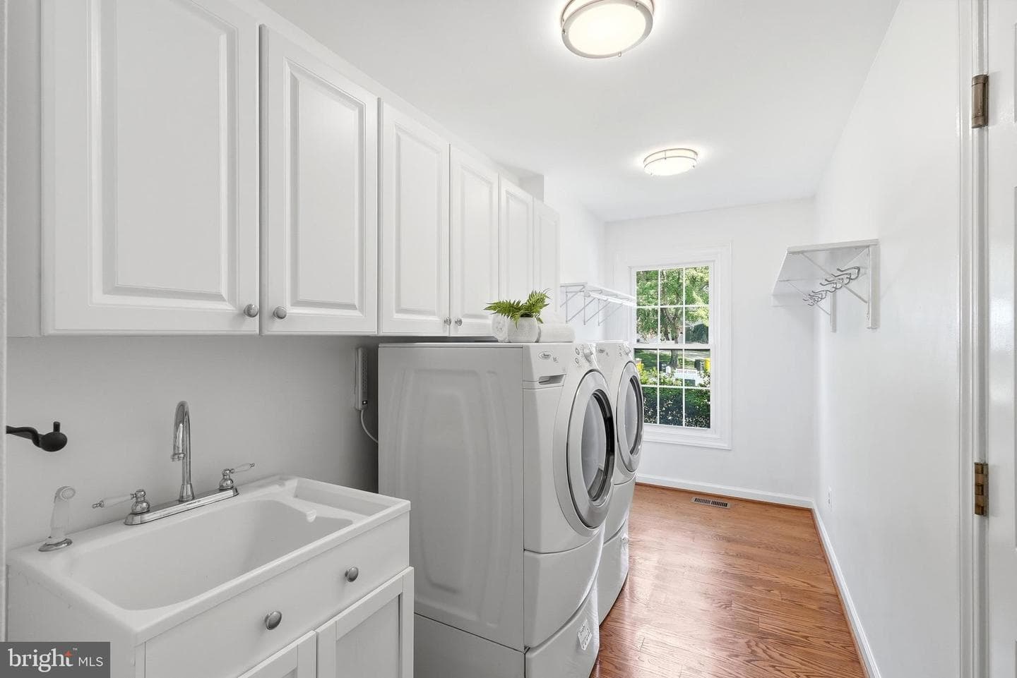 1709 Bloomsberry Court photo 23