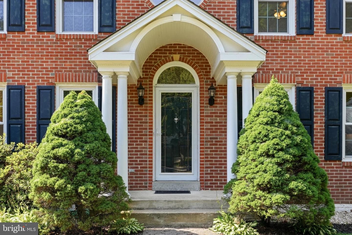 1709 Bloomsberry Court photo 3
