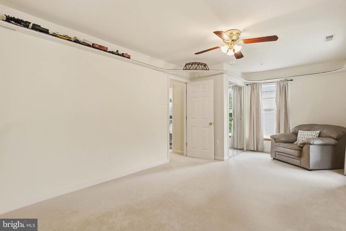 8721 Spring Brook Way photo 14