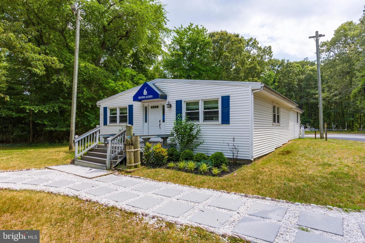 1018 Magothy Avenue photo 108