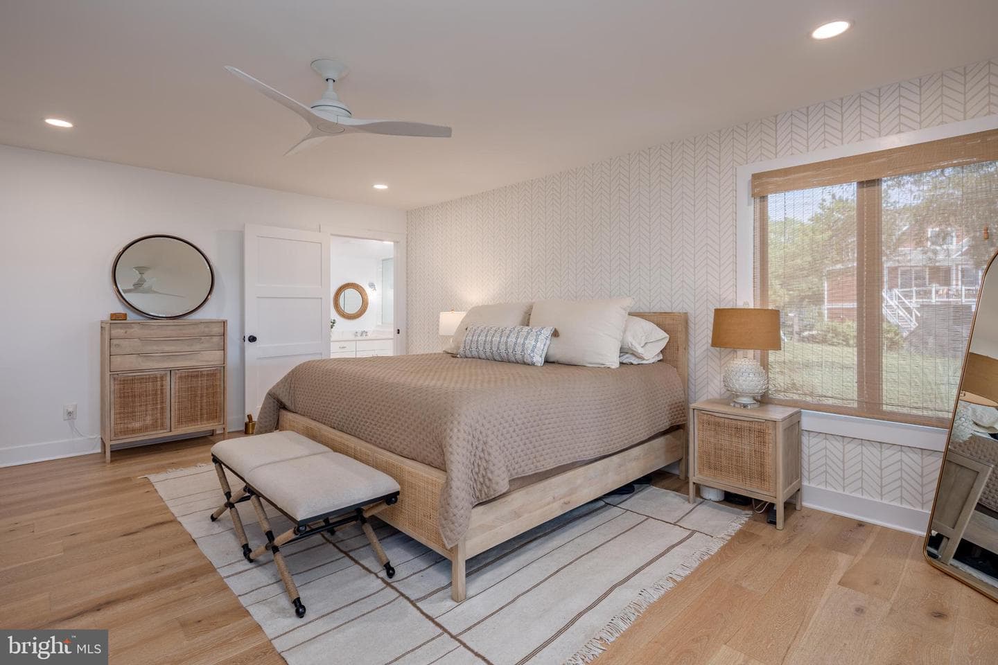 1018 Magothy Avenue photo 33