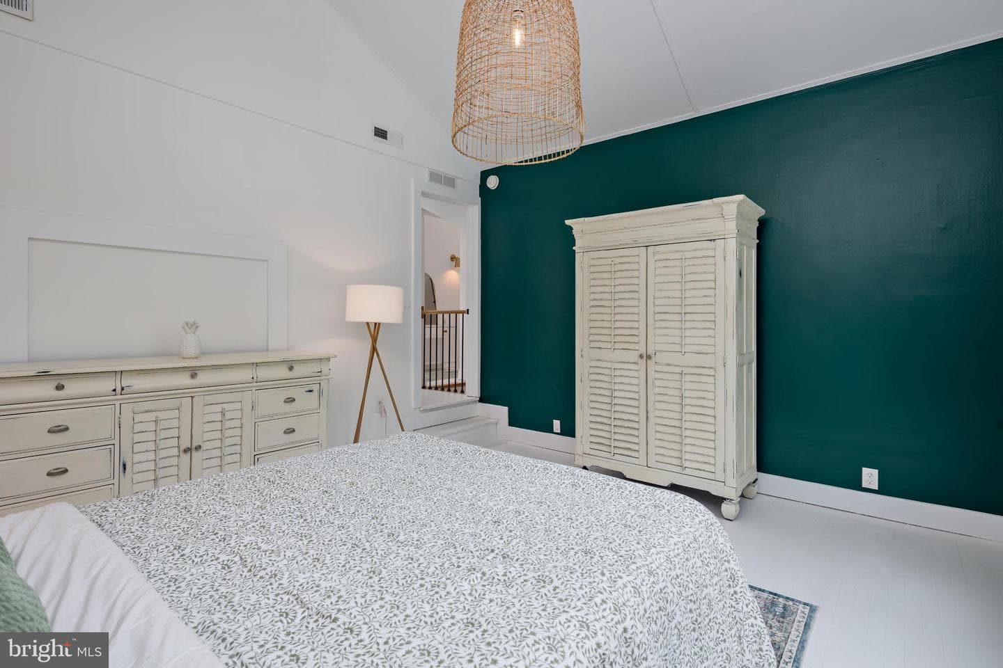 1018 Magothy Avenue photo 66