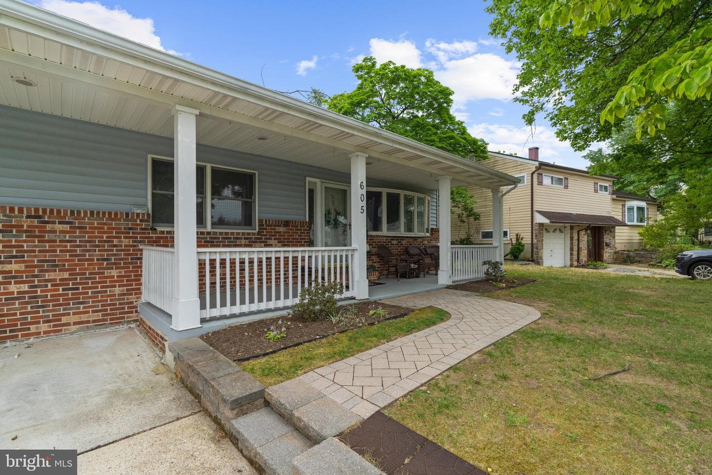605 Carolyn Road photo 6