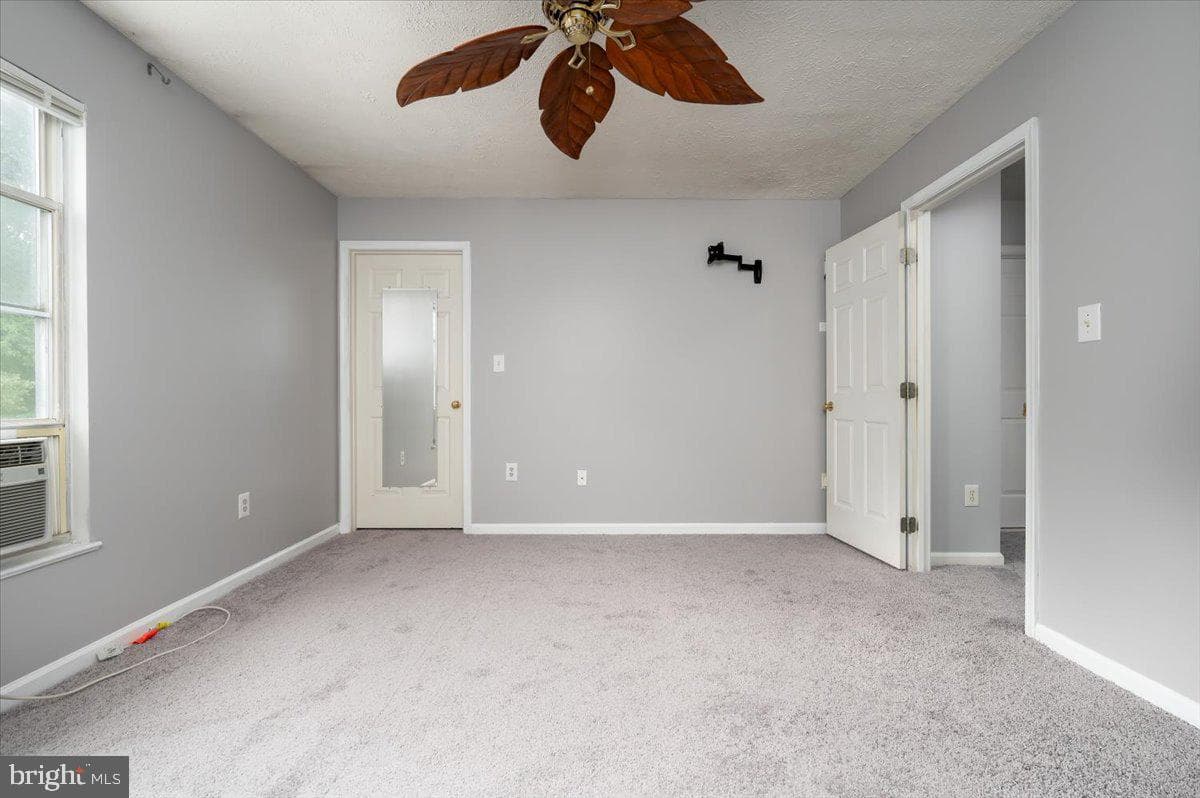963 Chestnut Manor Court photo 15