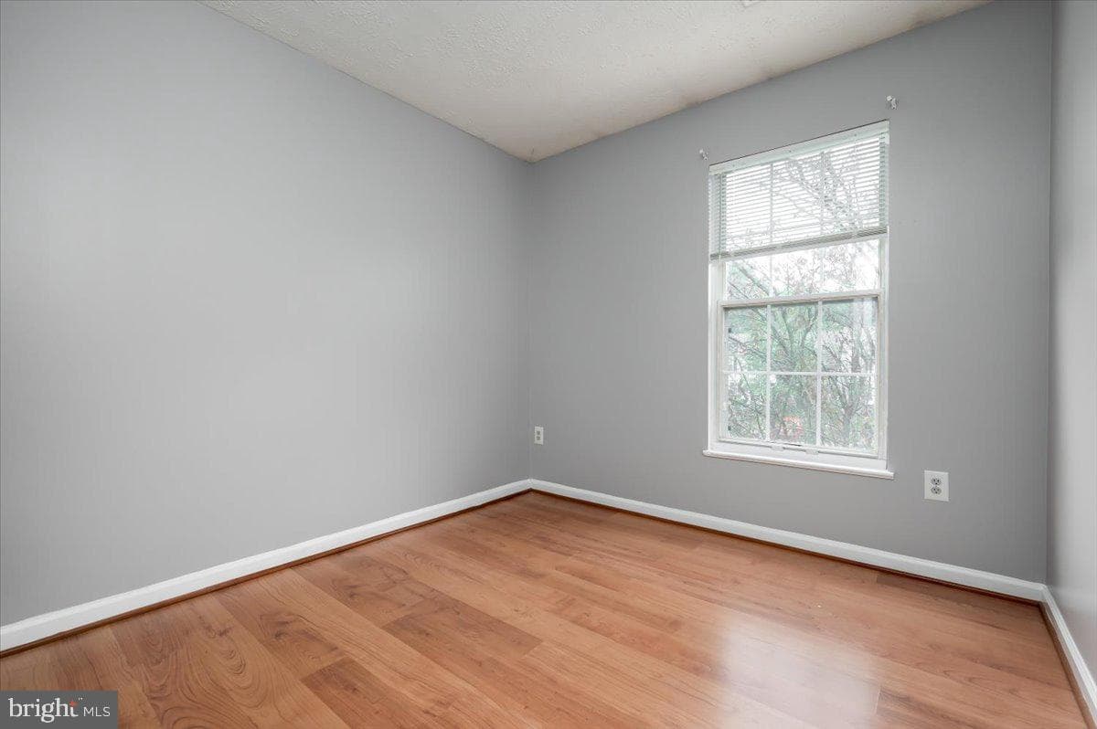 963 Chestnut Manor Court photo 19