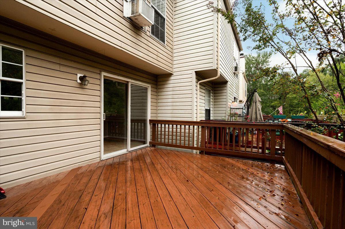 963 Chestnut Manor Court photo 27