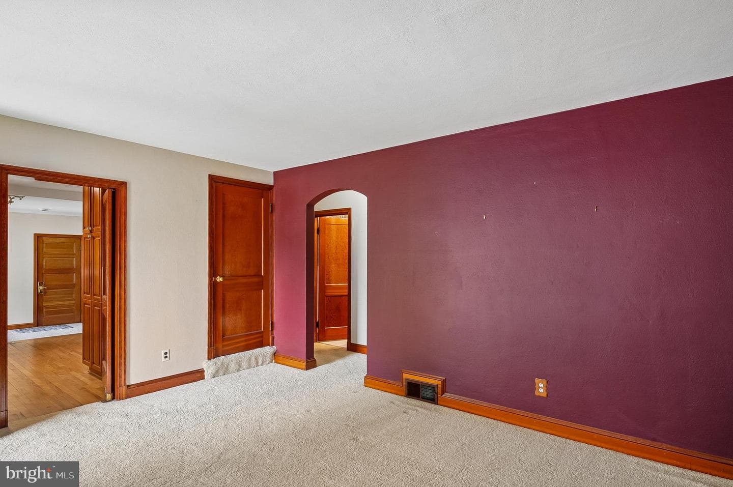 1110 Tyler Avenue photo 15