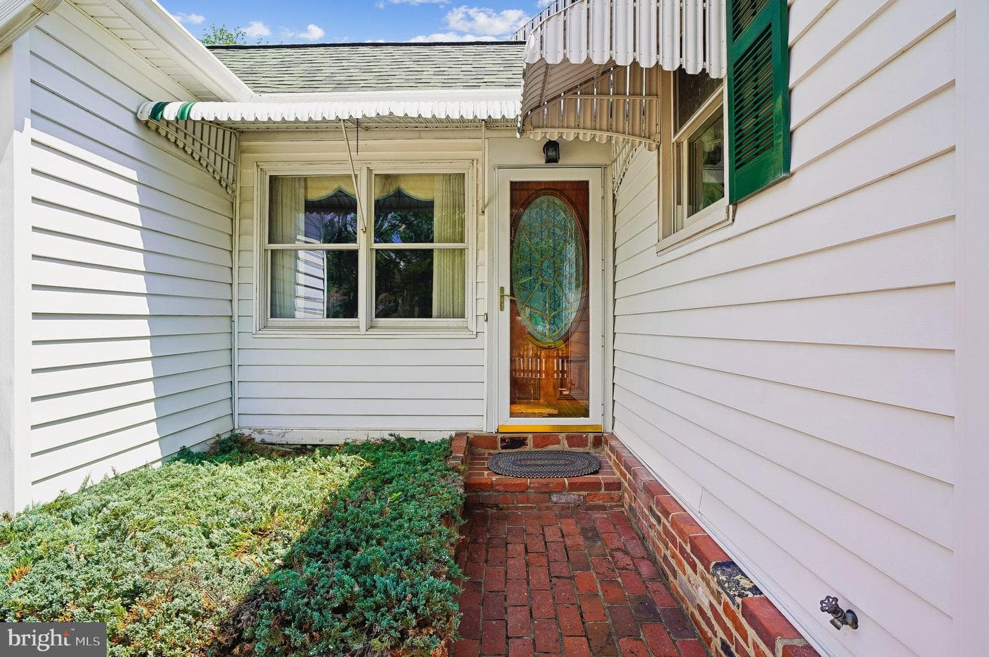 1110 Tyler Avenue photo 35